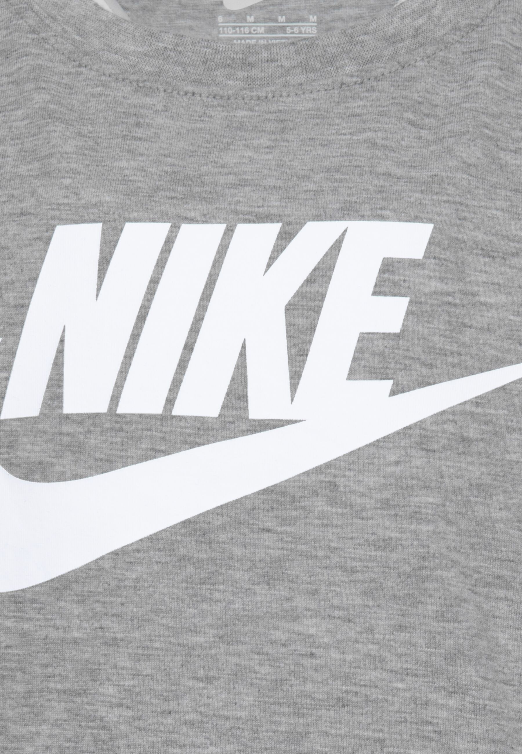 Nike Sportswear T-Shirt & Shorts »NKN CLUB TEE & SHORT SET«, für Kinder