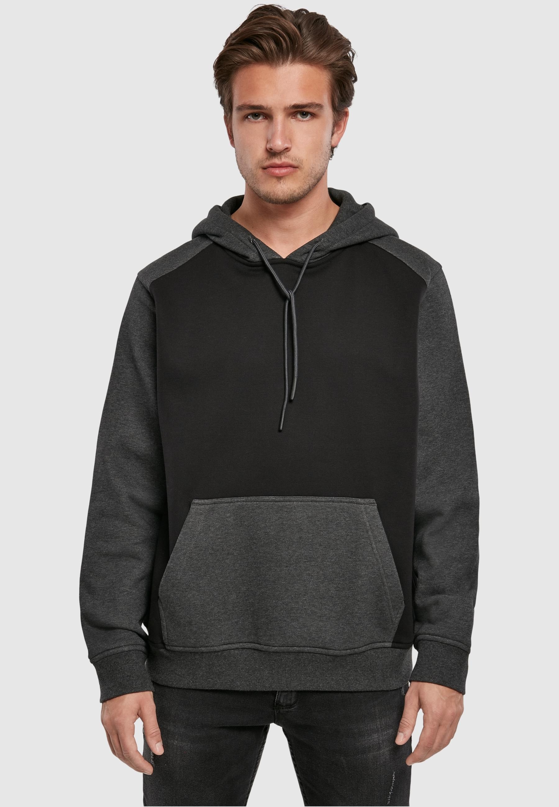 URBAN CLASSICS Rundhalspullover »Urban Classics Herren 2-Tone Fake Raglan Hoody«, (1 tlg.)