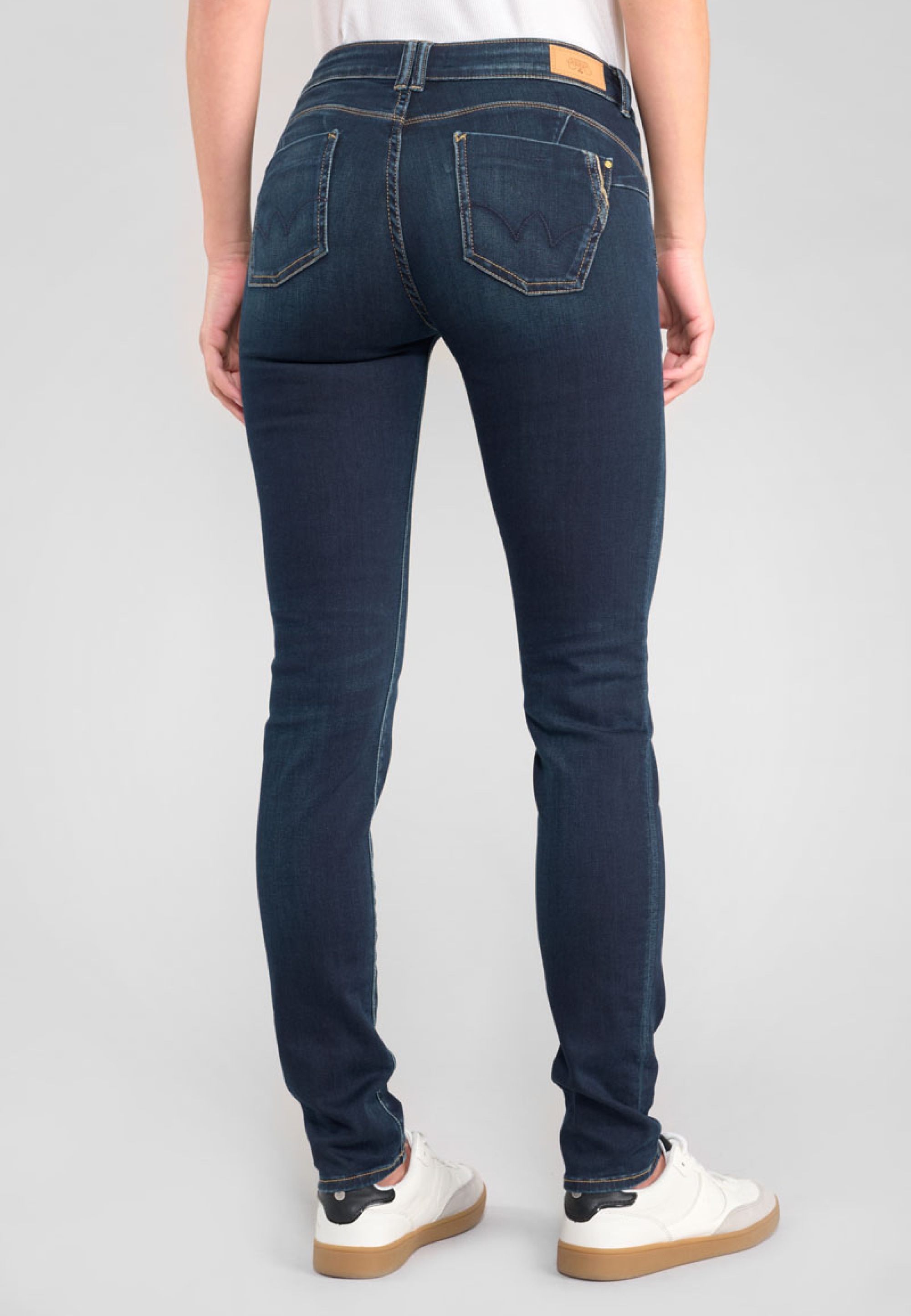 Le Temps Des Cerises Slim-fit-Jeans »PULP«, mit angesagtem Slim Fit-Schnitt
