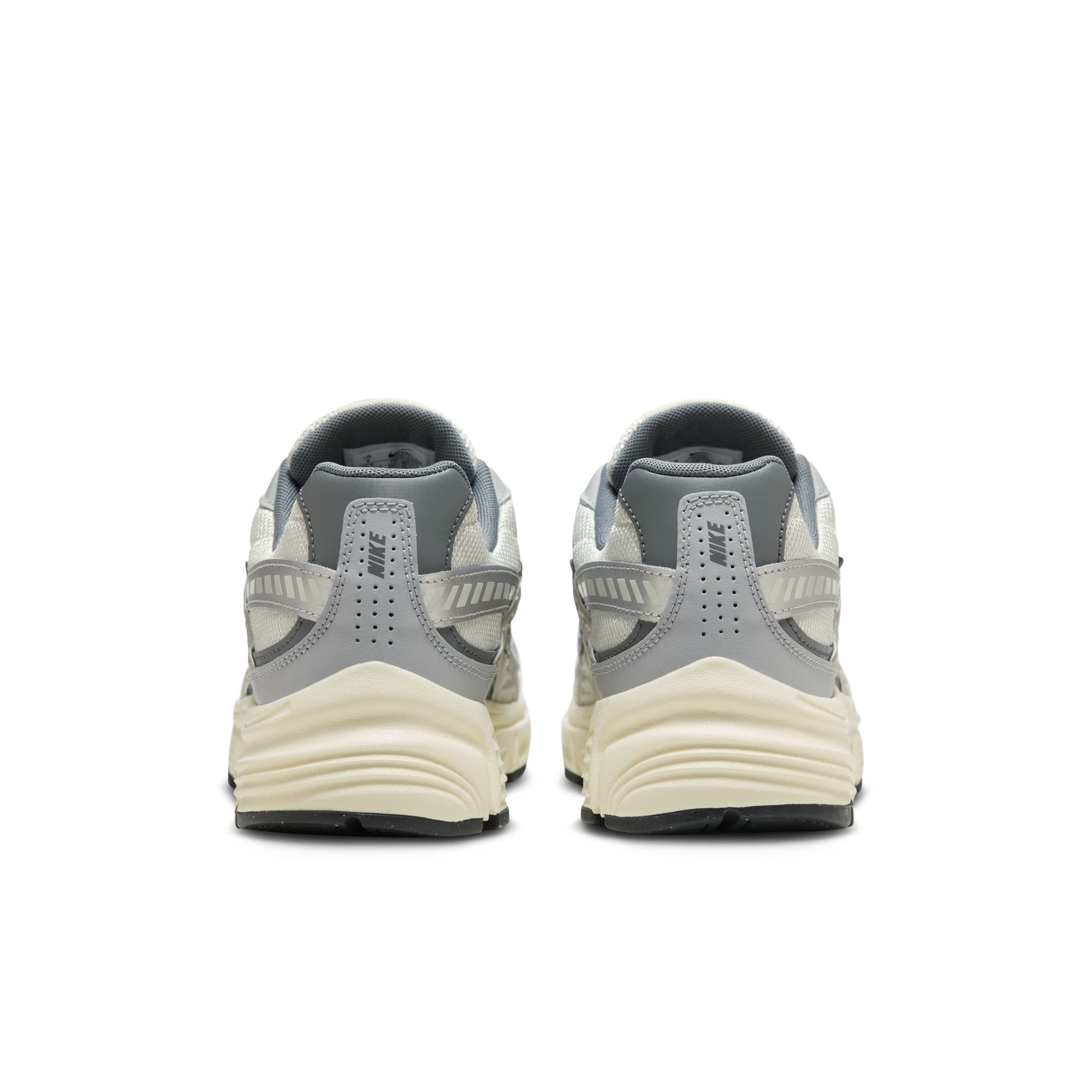 Nike Sportswear Sneaker »INITIATOR«  inspririert vom Design des Nike P-6