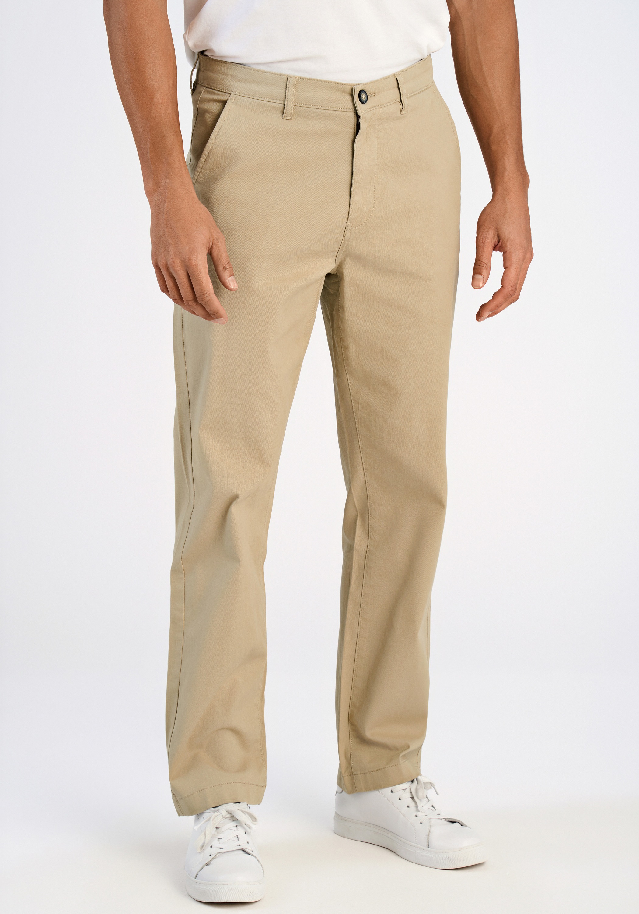 Chinos LINDBERGH "Chino Relaxed Loose Fit", Herren, Gr. 36, Länge 30, beige (sand), Obermaterial: 98% Baumwolle, 2% Elasthan, unifarben, relaxed fit, Hosen
