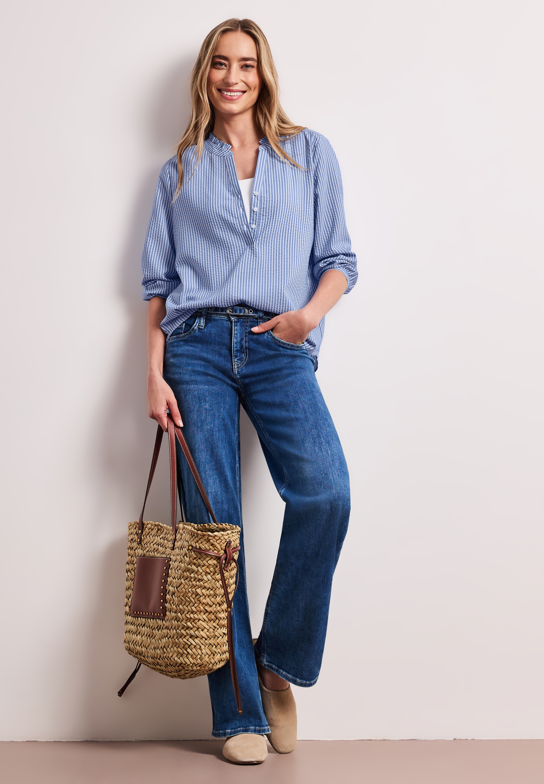 STREET ONE Hemdbluse 3/4-Arm Bluse mit Streifen und in Seersucker-Qualität