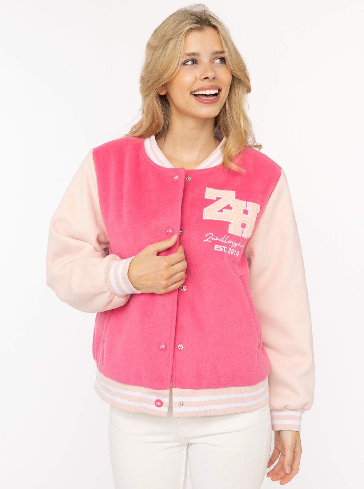 Zwillingsherz Bomberjacke "„College Uni“" abgesetzte Ärmel, gestreifte Bündchen, Eingriffstaschen, Aufnäher