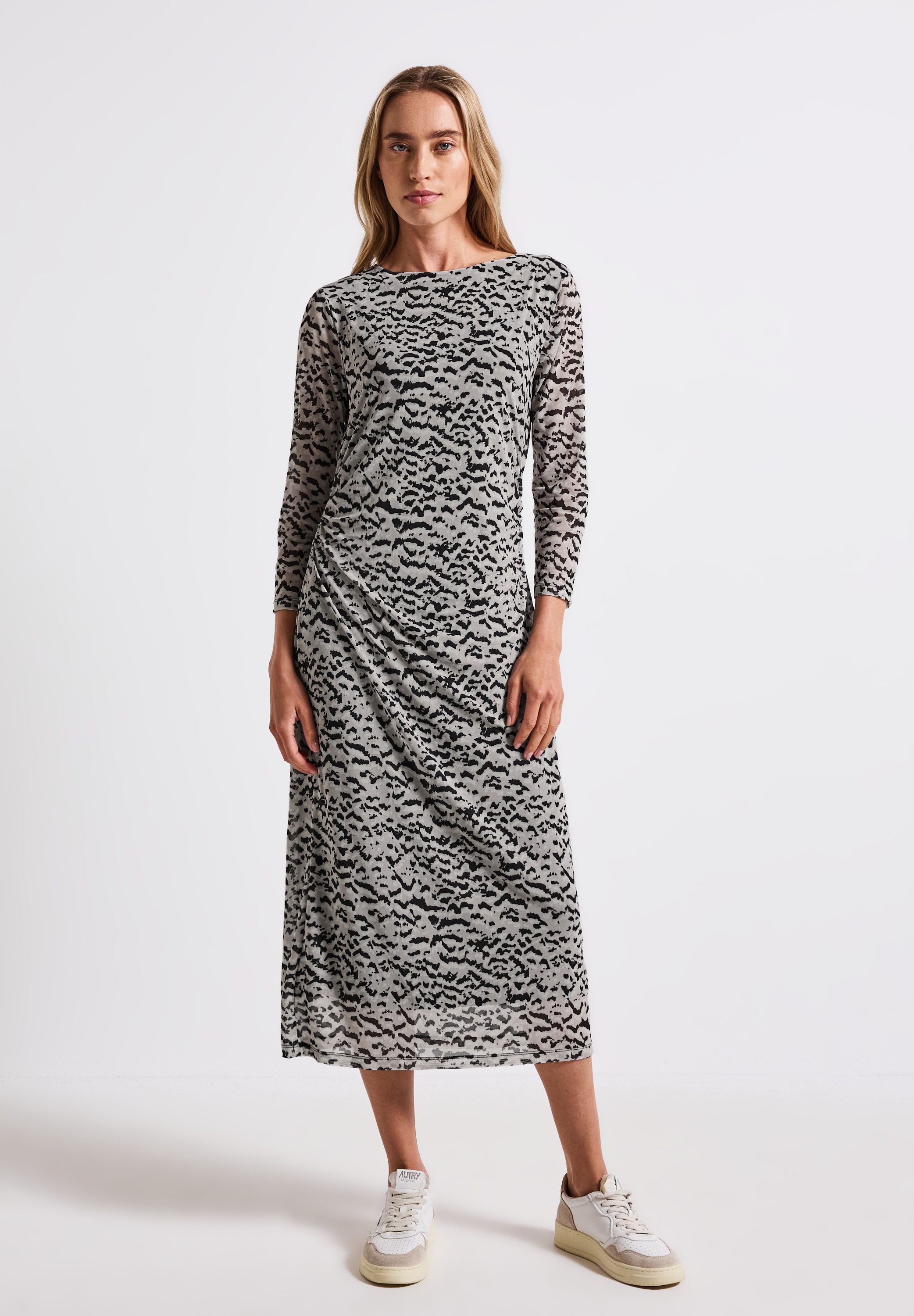 STREET ONE Midikleid, mit Taillierung günstig online kaufen