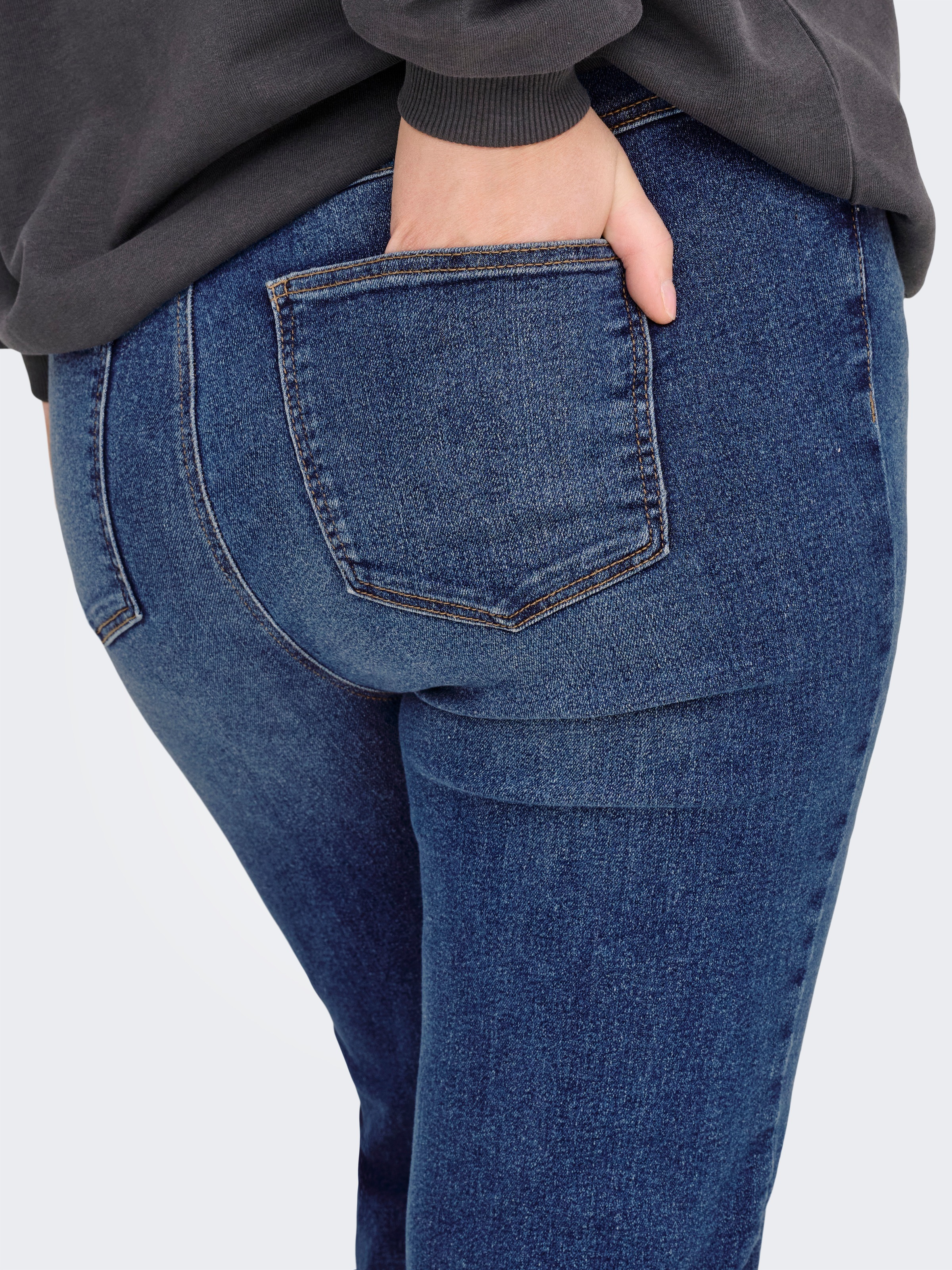 Thumbnail - ONLY CARMAKOMA Straight-Jeans "CARCRUZ EX HW STRAIGHT DNM PIMBOX BF"