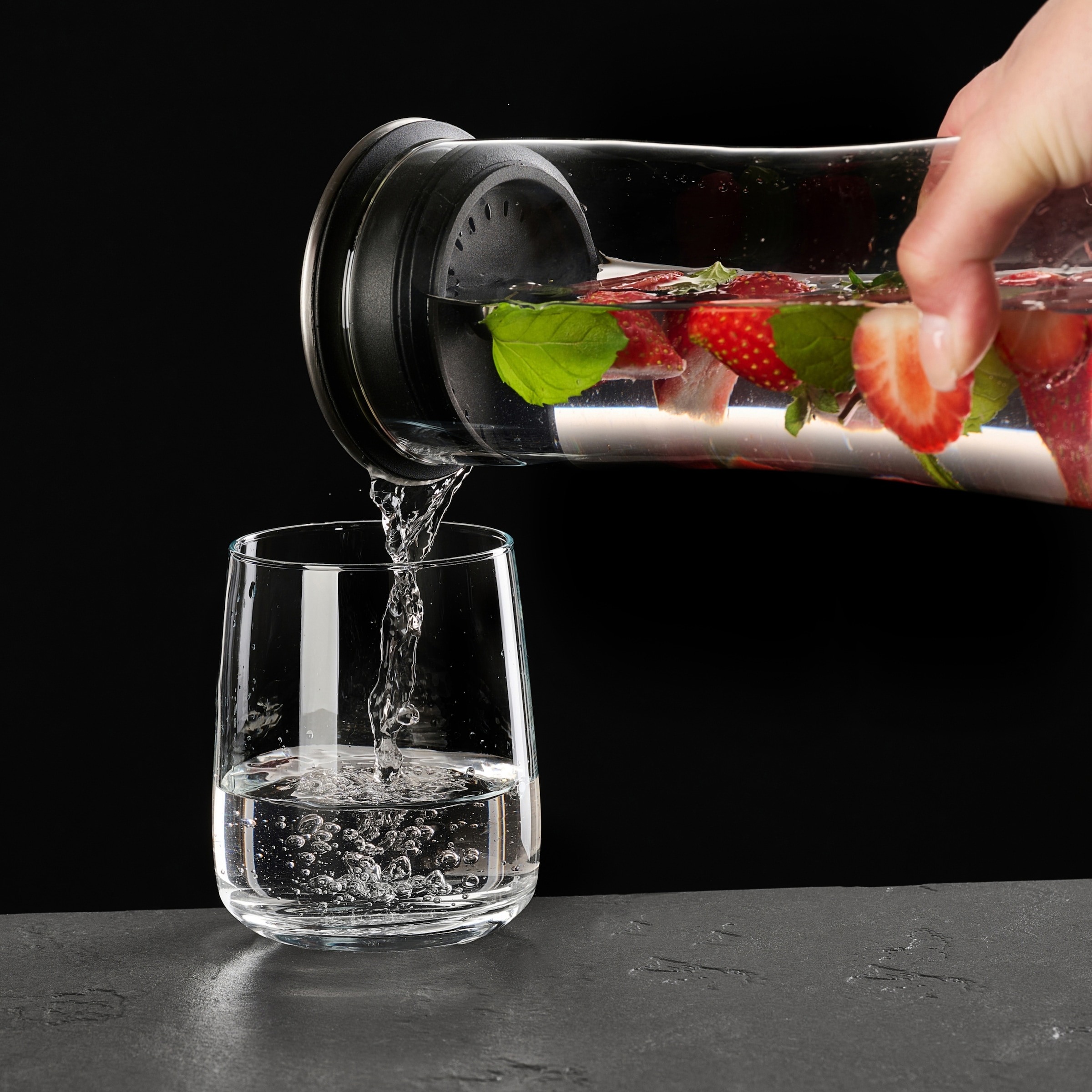 Ritzenhoff & Breker Karaffe »Perfetto«, (1 tlg.), Kanne, 1,4 Liter mit Edelstahldeckel