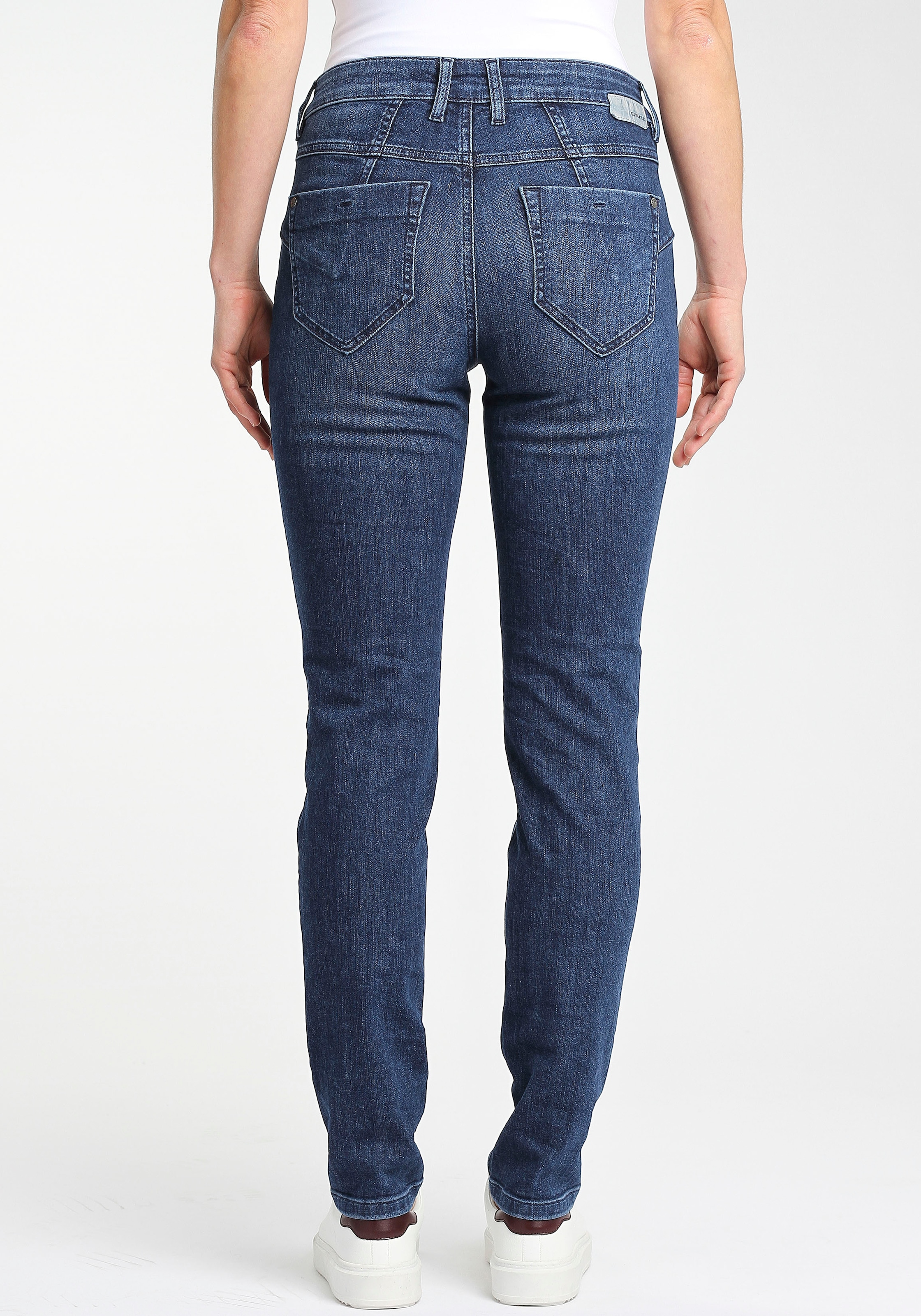 GANG Skinny-fit-Jeans »94MARISSA«, mit modischer V-Passe vorn & hinten