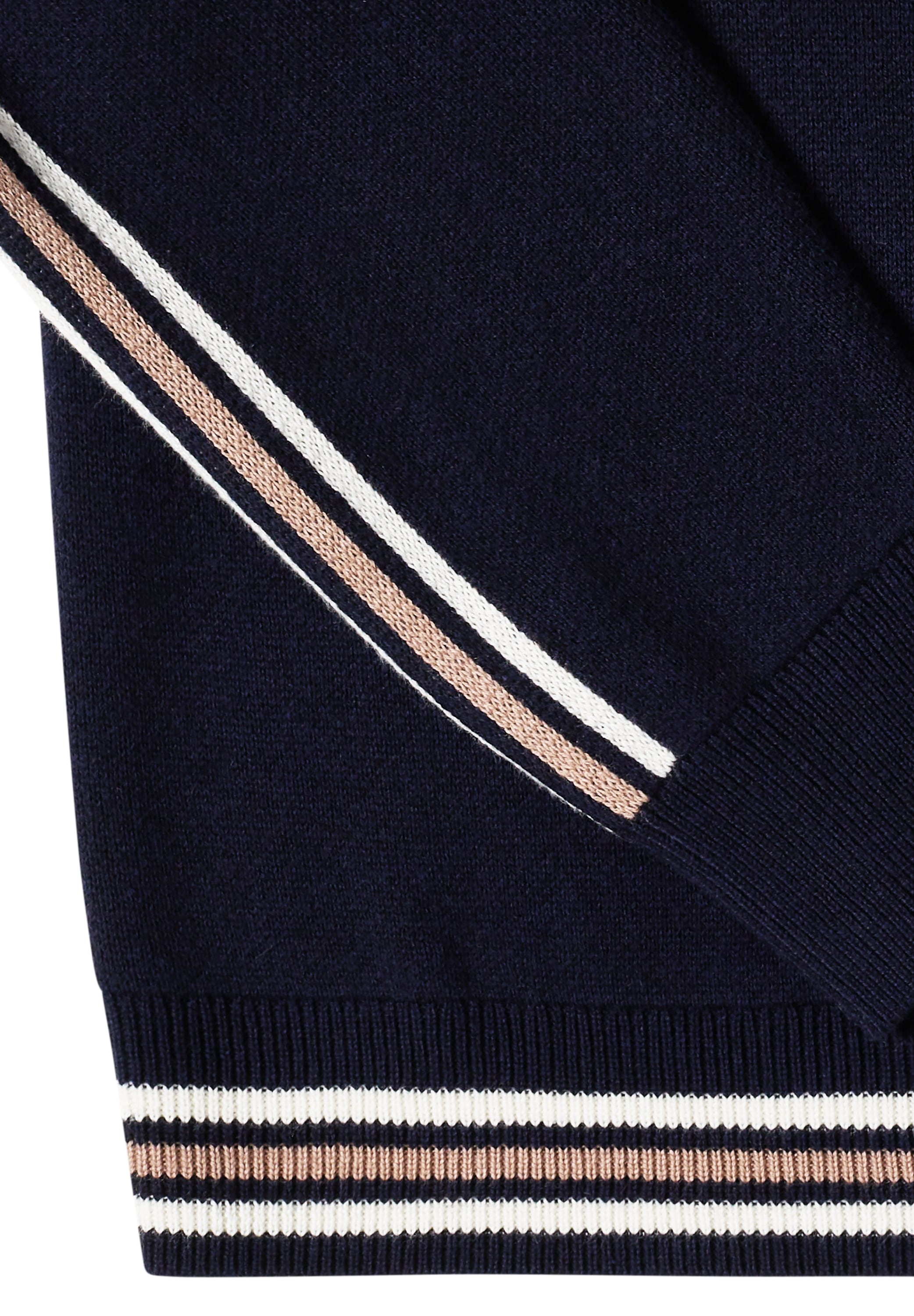 Cecil Stehkragenpullover College-Style Details