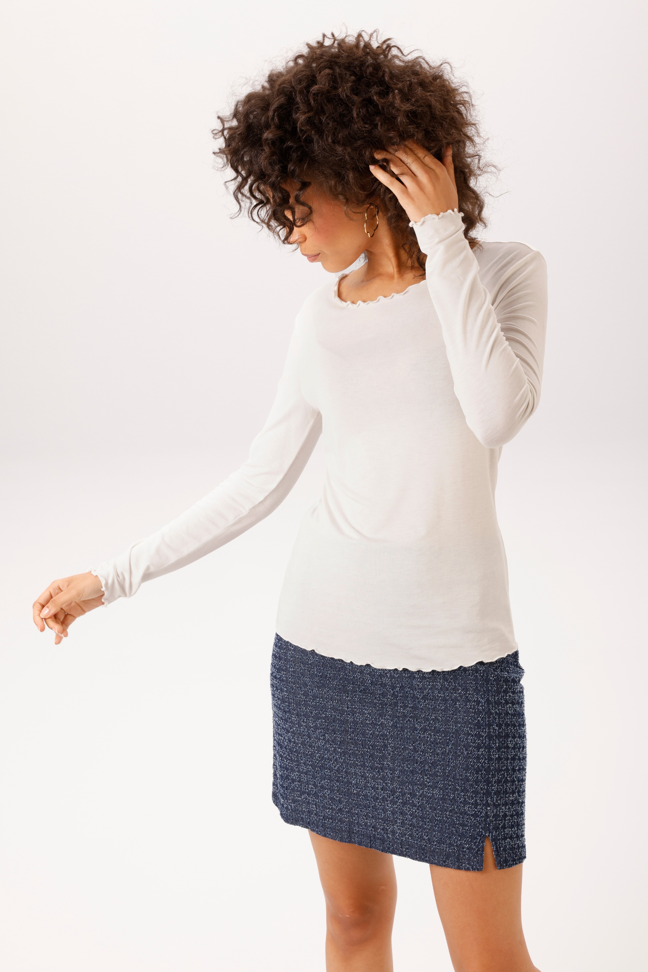Aniston CASUAL Langarmshirt mit gewellten Abschlüssen - NEUE KOLLEKTION