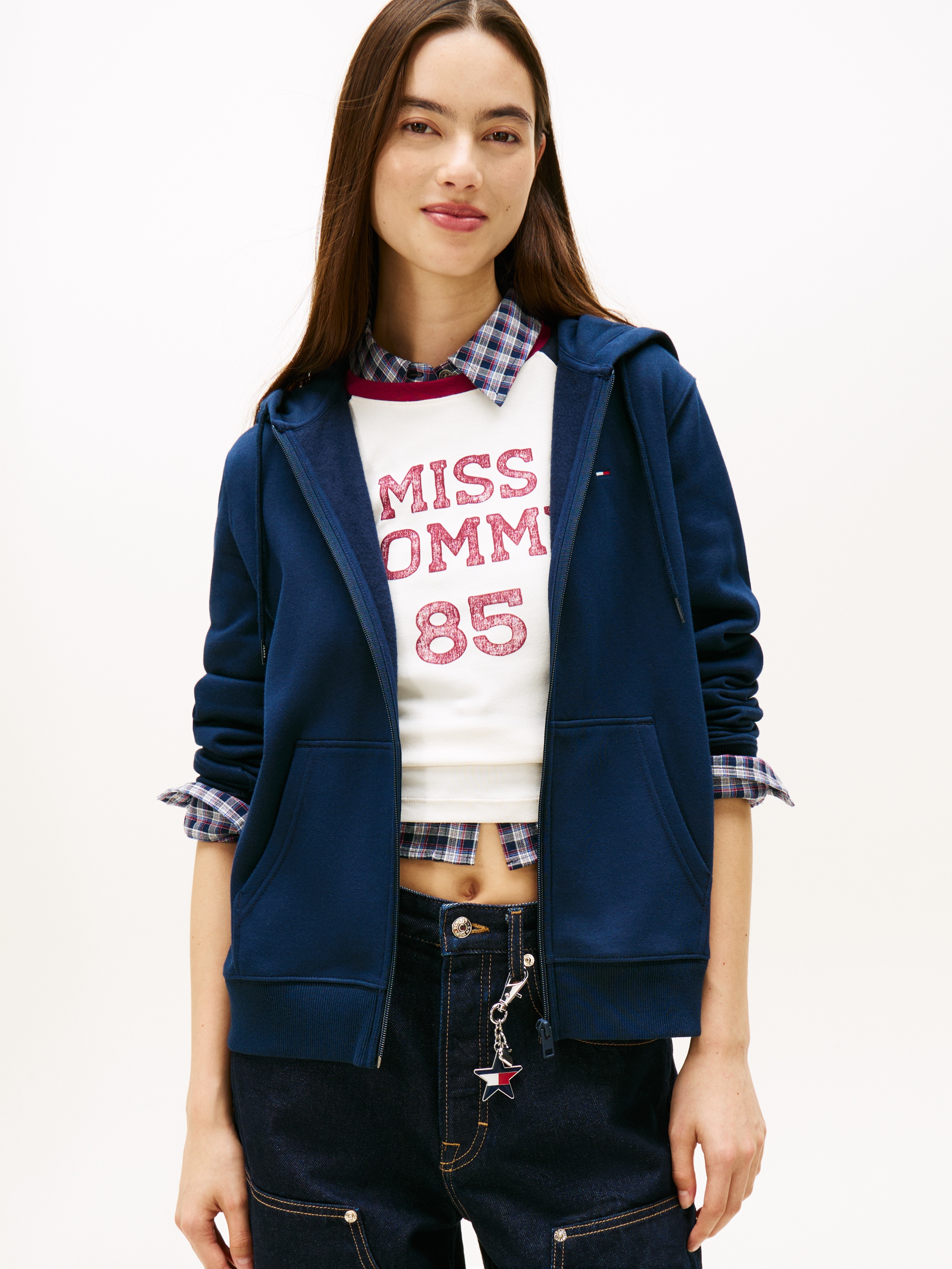 Tommy Jeans Sweatjacke "TJW REGULAR S FLAG ZIP THRU" aus Baumwollmix, Flag-Label