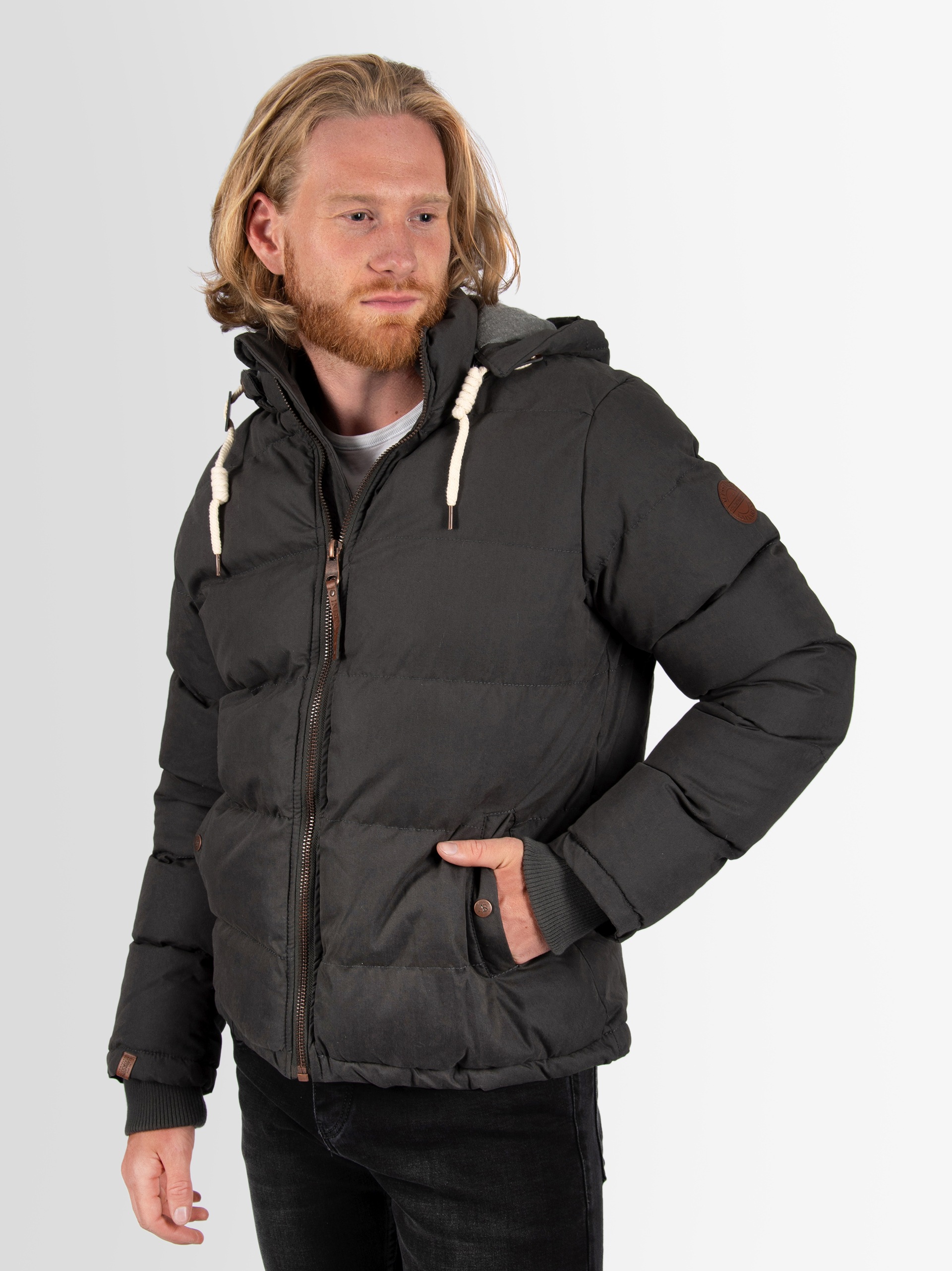 Alessandro Salvarini Winterjacke »ASGinio«, mit abnehmbarer Kapuze