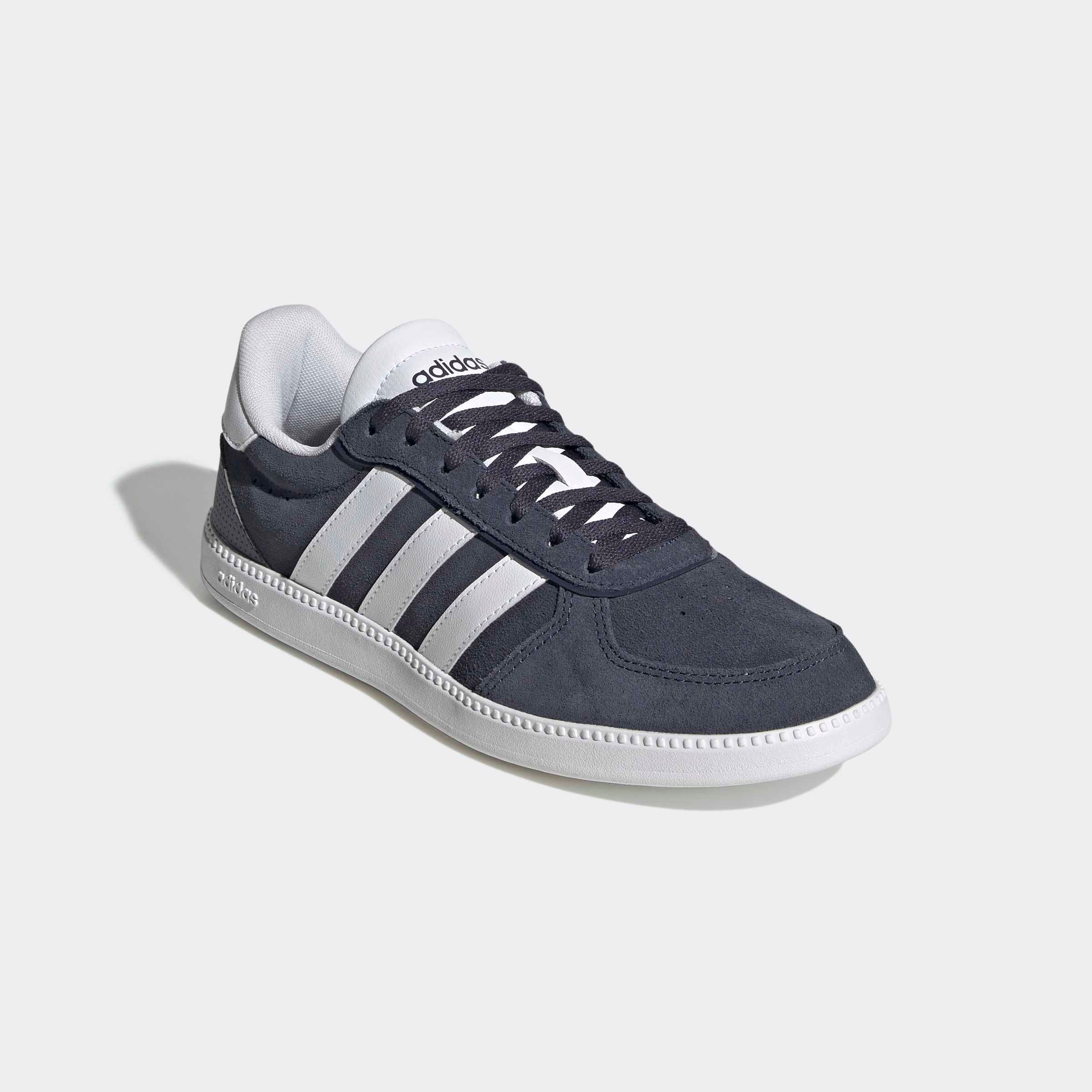 adidas Sportswear Sneaker "BREAKNET SLEEK" inspiriert vom Design des adidas handball spezial