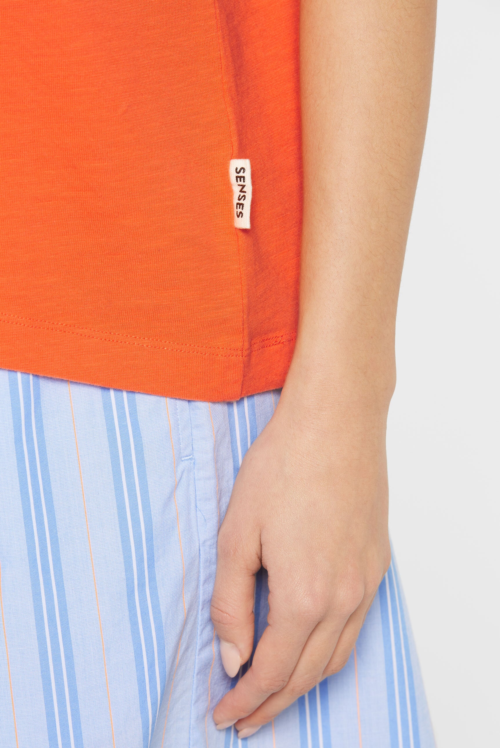 SENSES.THE LABEL V-Shirt, aus Baumwolle