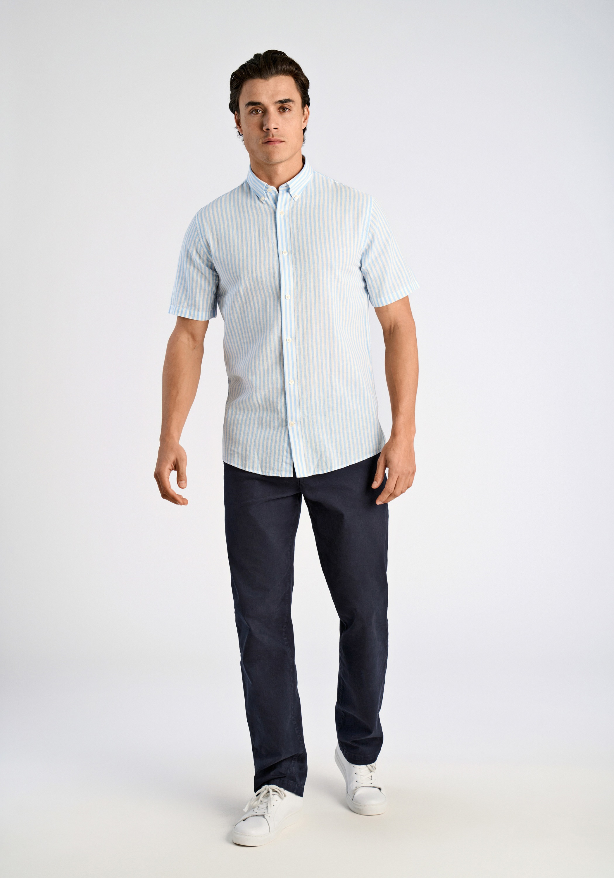 Lindbergh Leinenhemd Relaxed Fit Herren Hellblau M 3