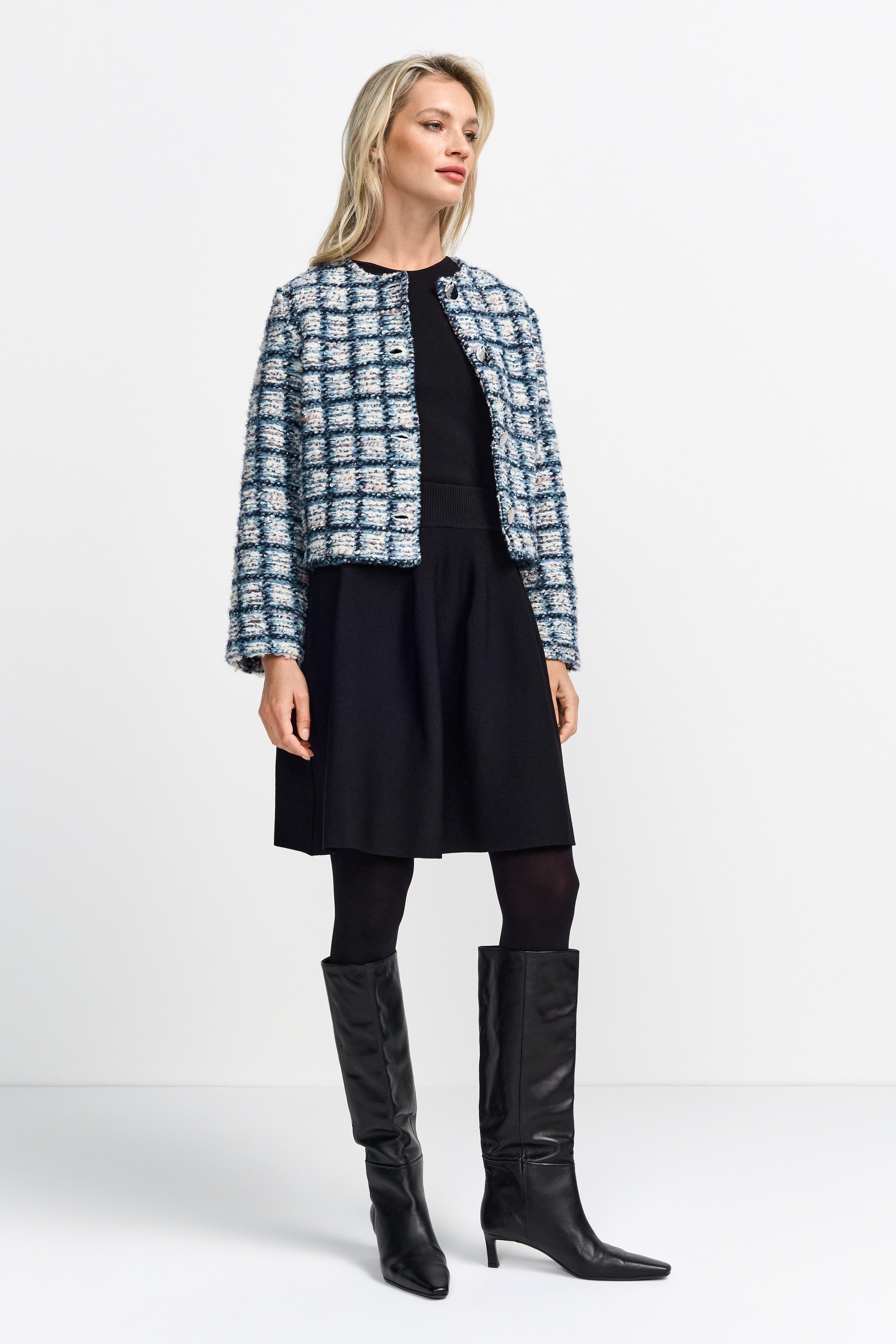 RICHROYAL Kurzblazer, Mit Glitzerdetails in der Wolle