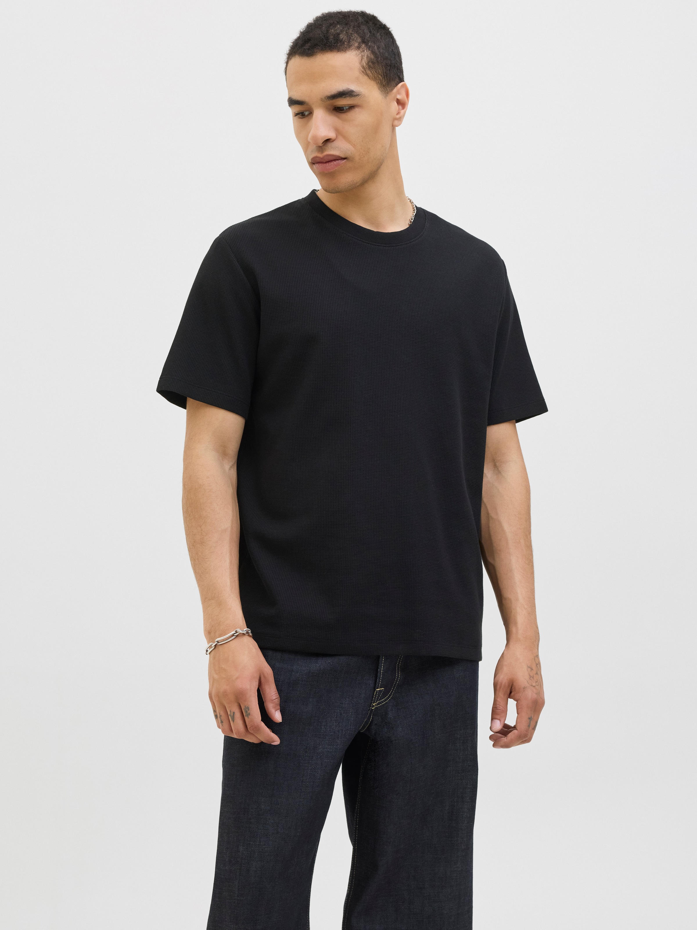 Jack & Jones Rundhalsshirt "JJEAUSTIN TEE SS NOOS" Materialmix, relaxed fit günstig online kaufen