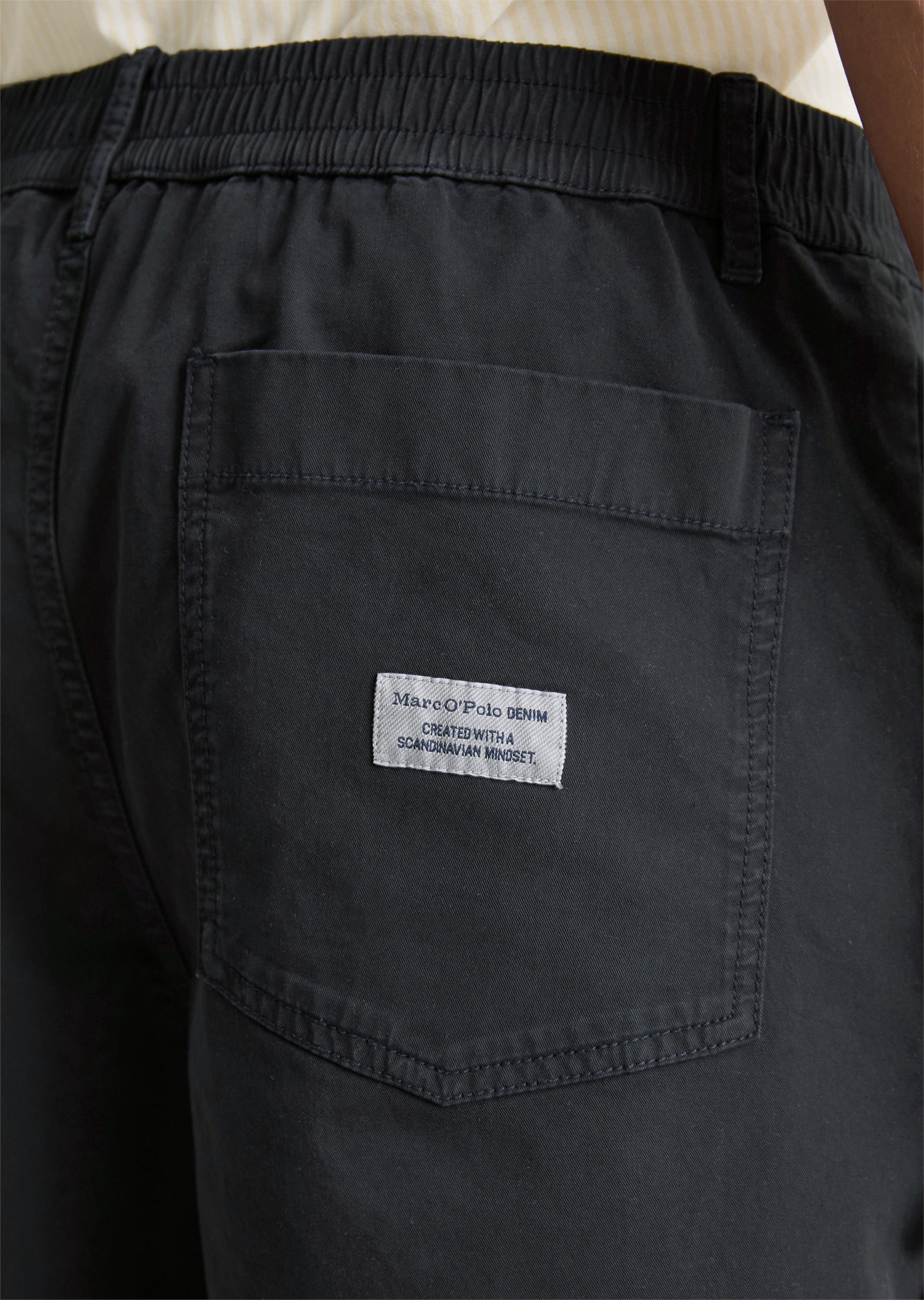 Marc O'Polo DENIM Shorts »aus elastischem Bio-Baumwoll-Twill«