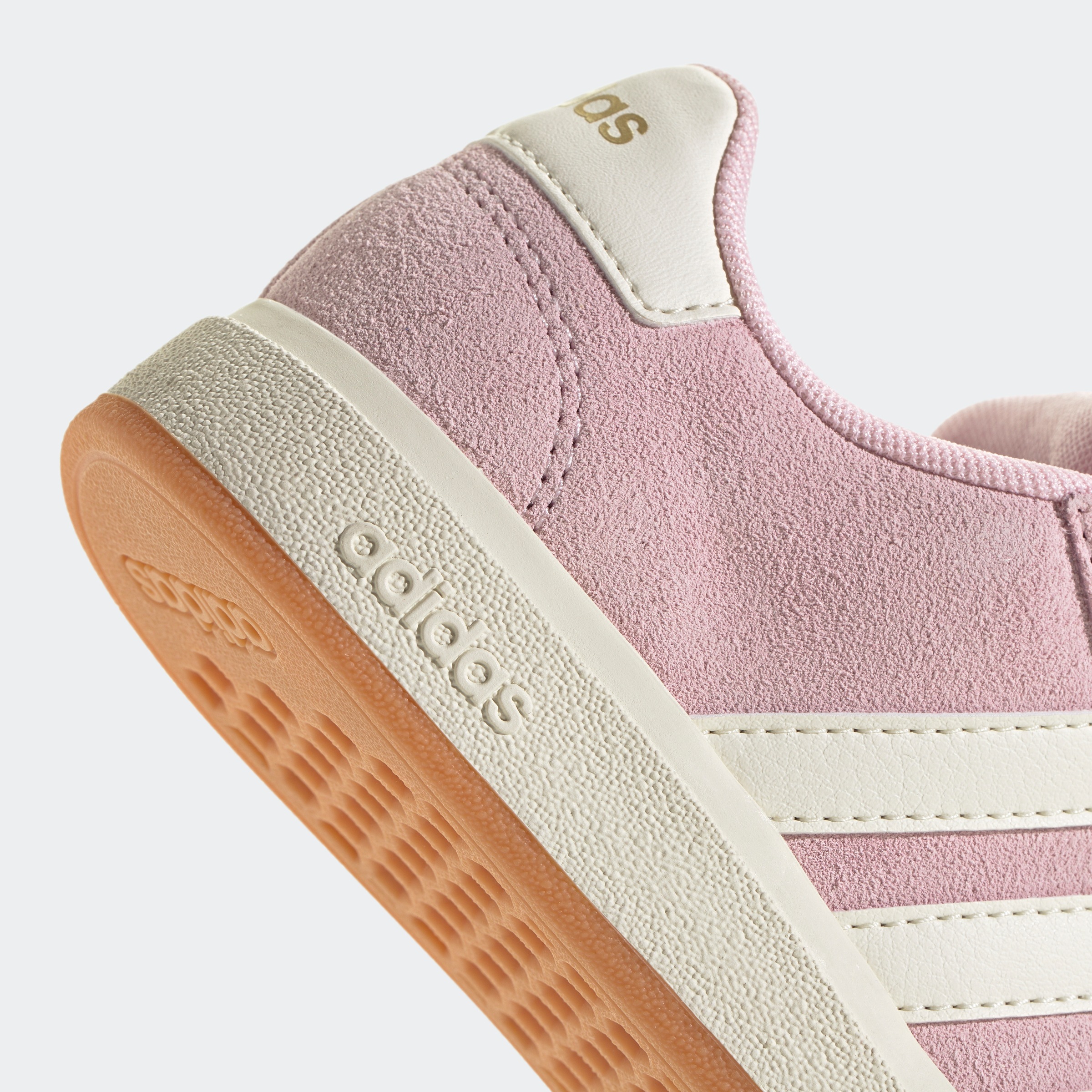 adidas Sportswear Sneaker »GRAND COURT 00S KIDS«, Design auf den Spuren des adidas Superstar