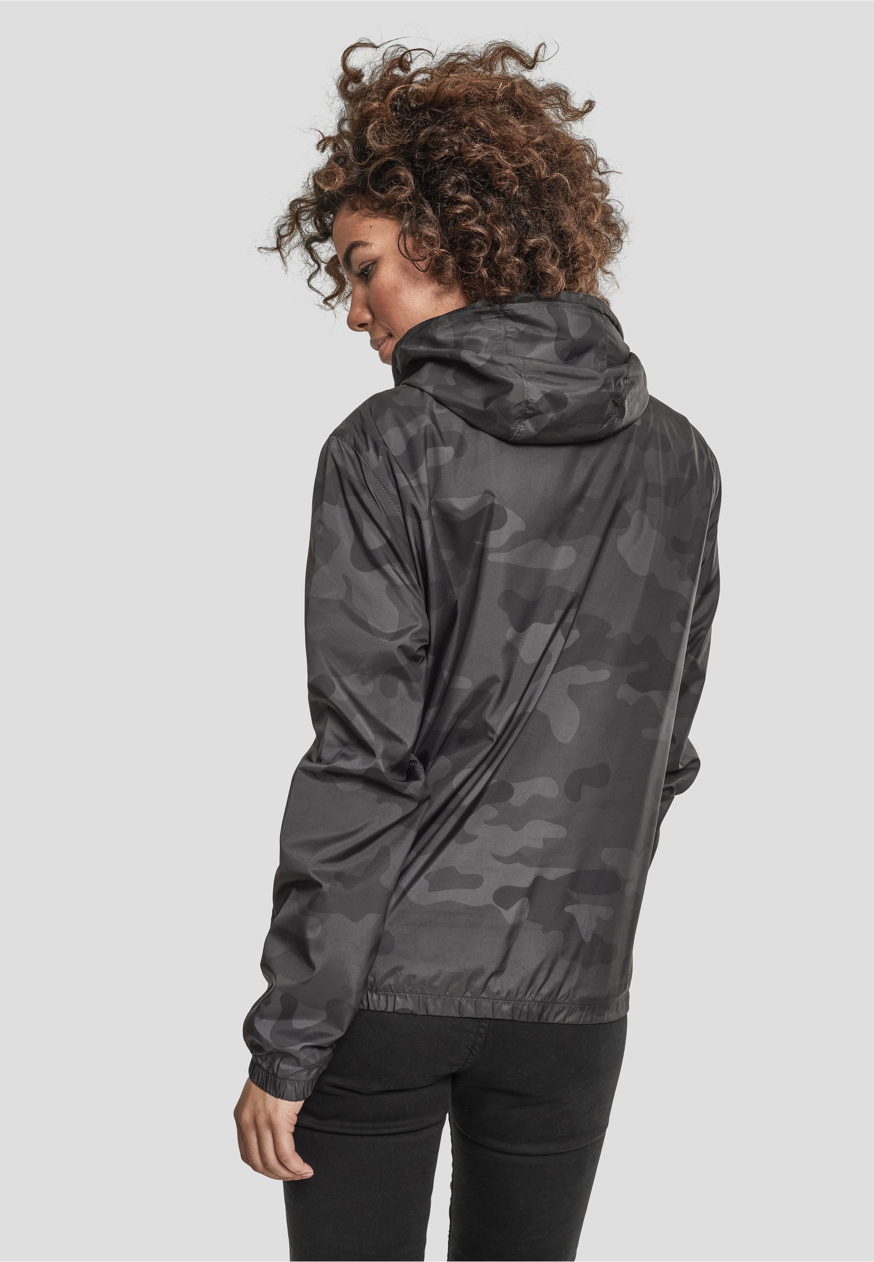 URBAN CLASSICS Outdoorjacke »Urban Classics Damen Ladies Camo Pull Over Jacket« 1 Stk. tlg. mit Kapuze