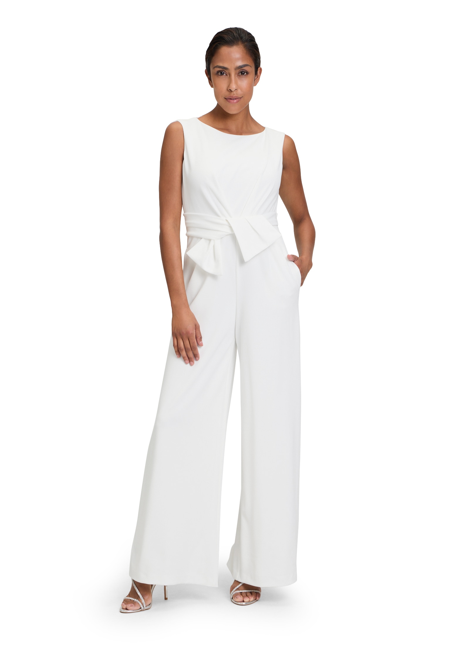 Overall »Vera Mont Jumpsuit mit weitem Bein«, (1 tlg.), Bunddetail