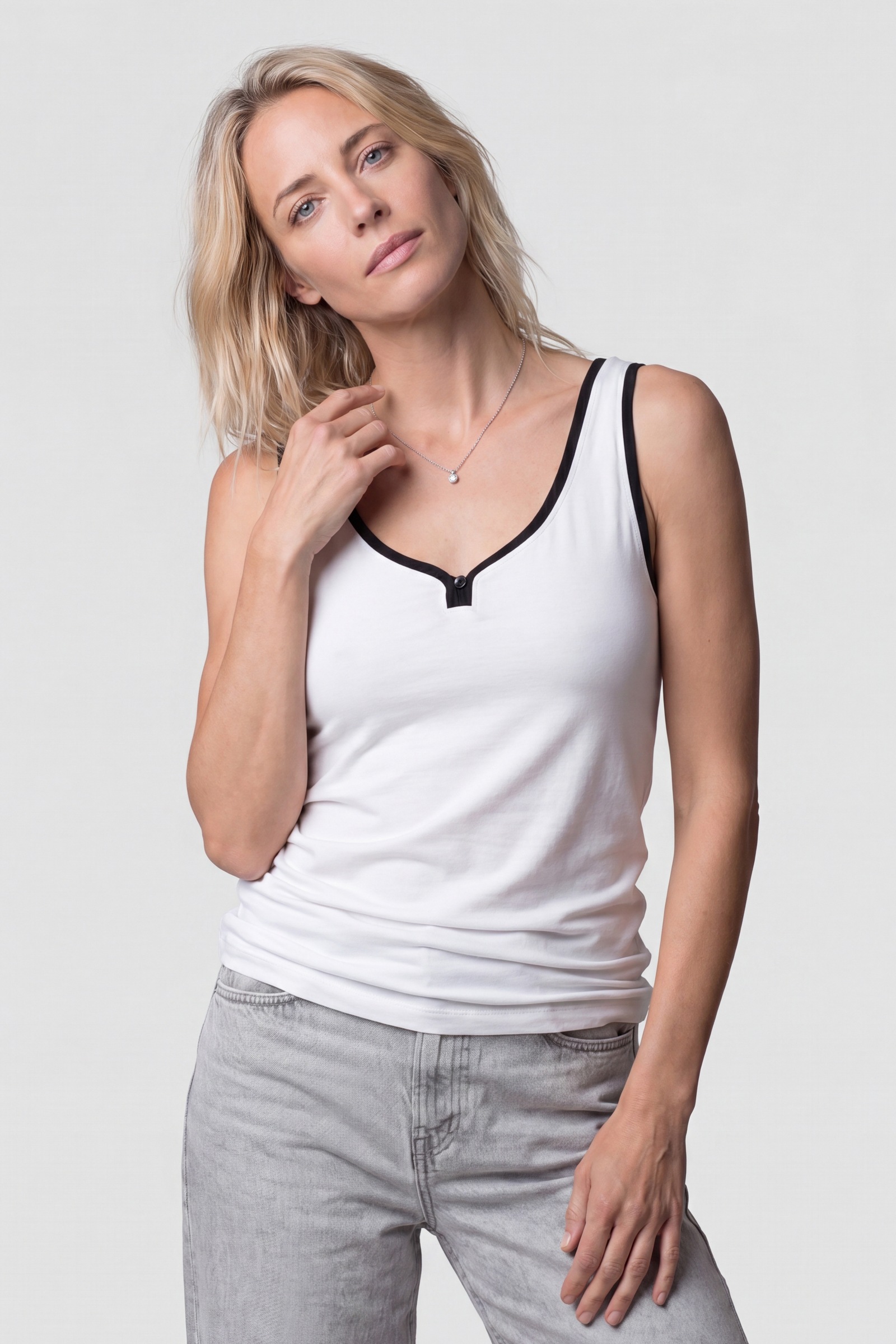 Alife & Kickin T-Shirt »Damen AlessandraAK A Tanktop, Shirt« Tanktop mit V-Ausschnitt und Kontrastpaspel