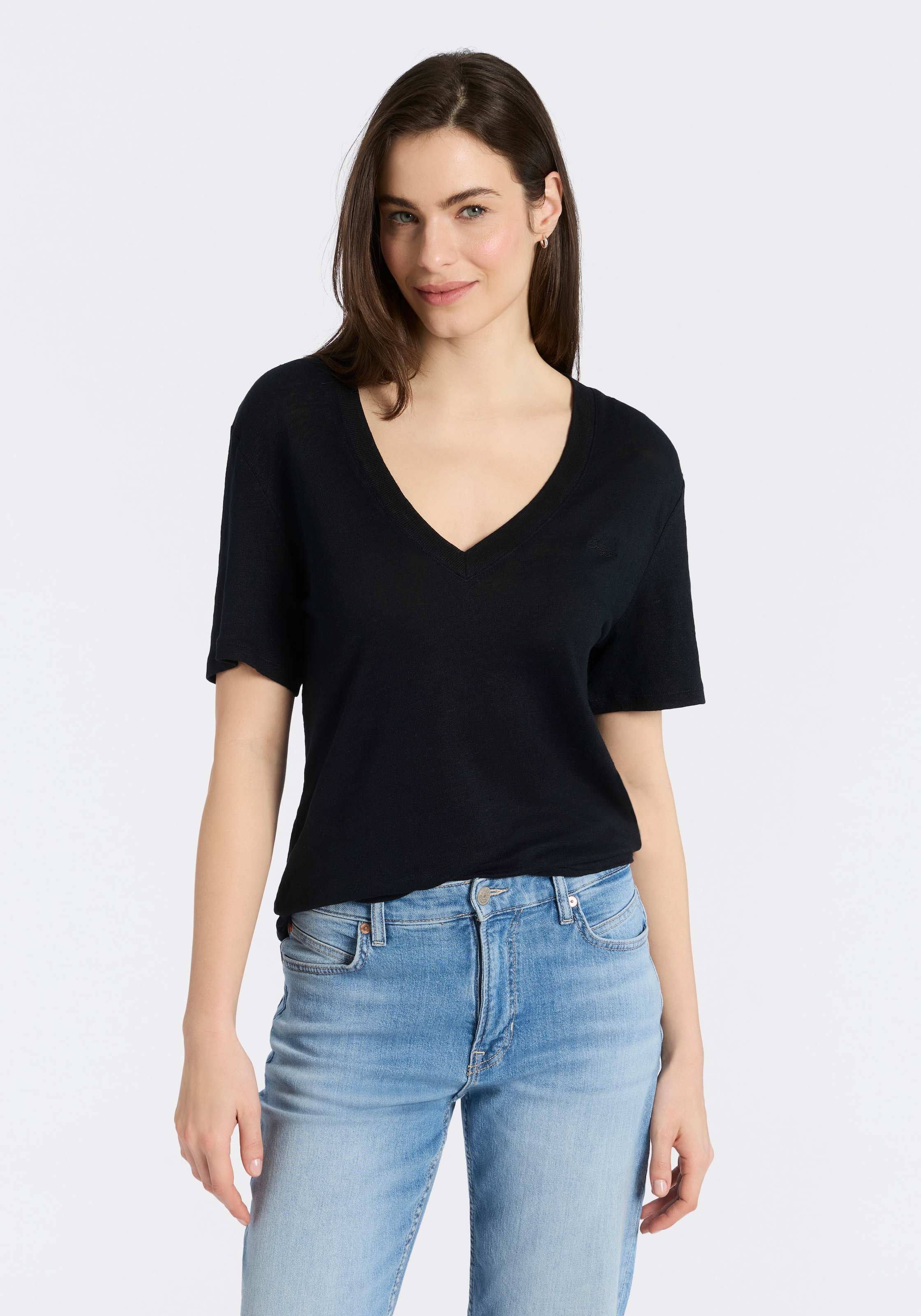 BOSS ORANGE T-Shirt "Ela Premium Damenmode" aus Leinen, V-Ausschnitt günstig online kaufen