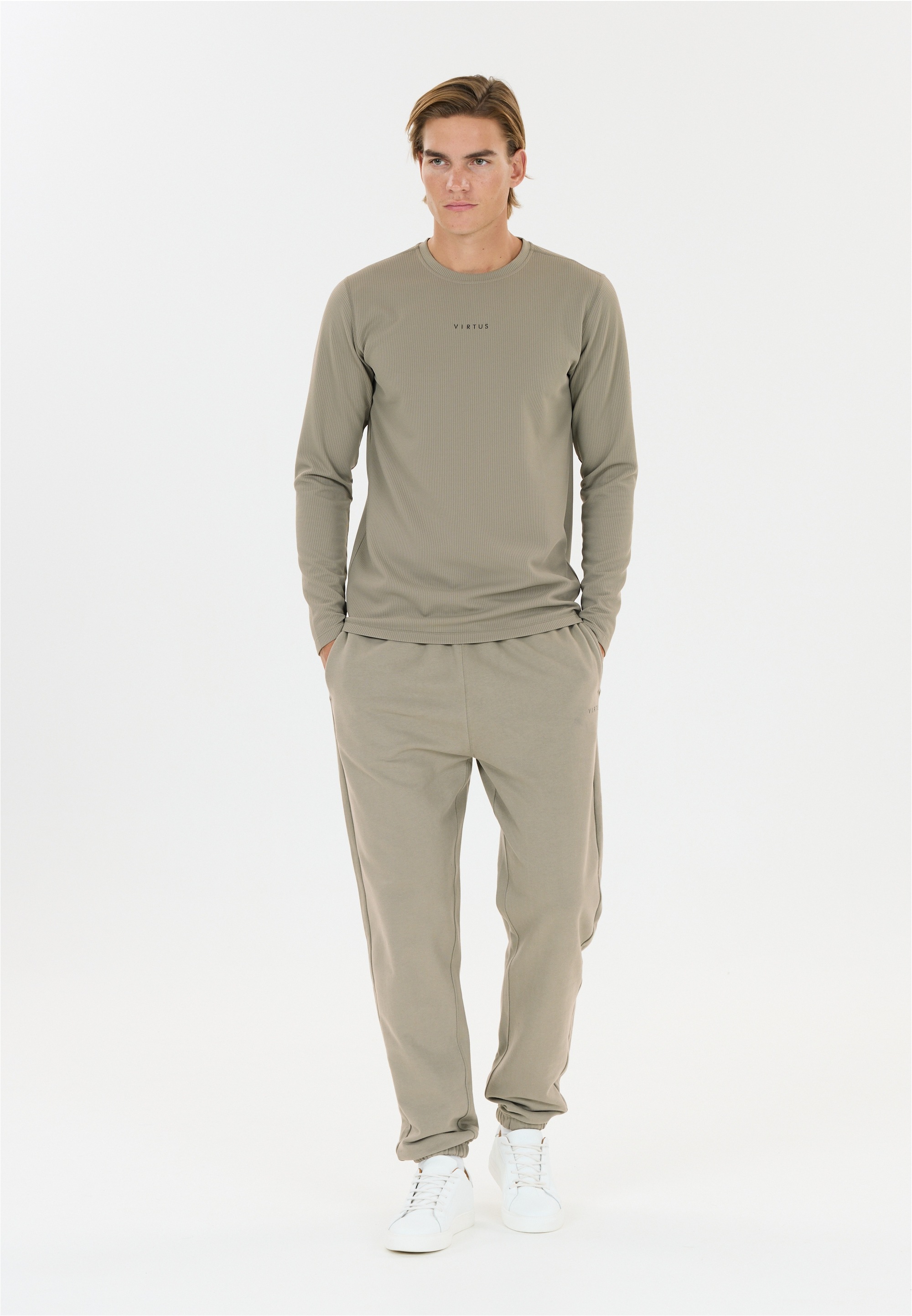 Virtus Outdoorhose "Dela" mit Peach-Finish günstig online kaufen