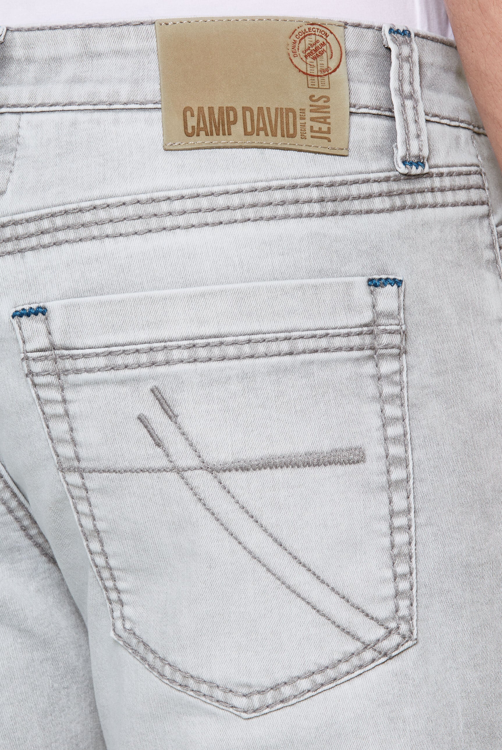 CAMP DAVID Jeansshorts, mit normaler Leibhöhe