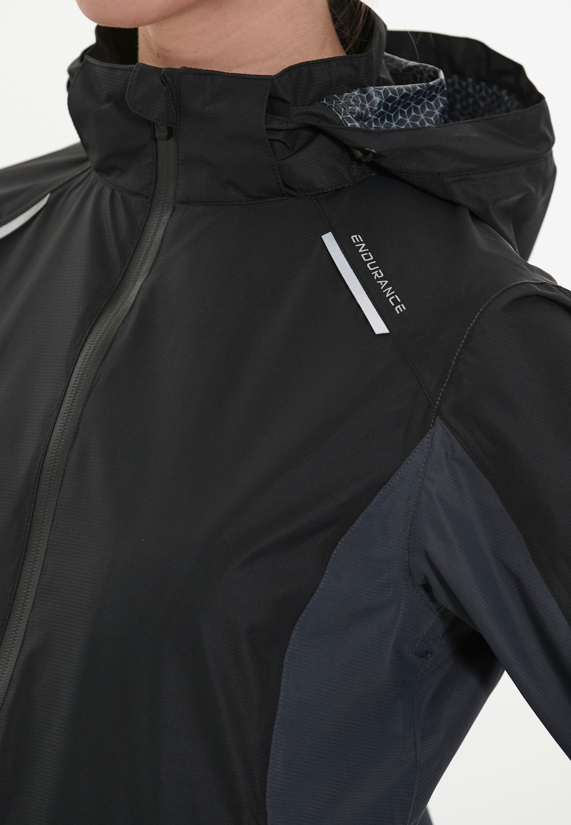 ENDURANCE Softshelljacke »Vanda«, mit reflektierenden Elementen