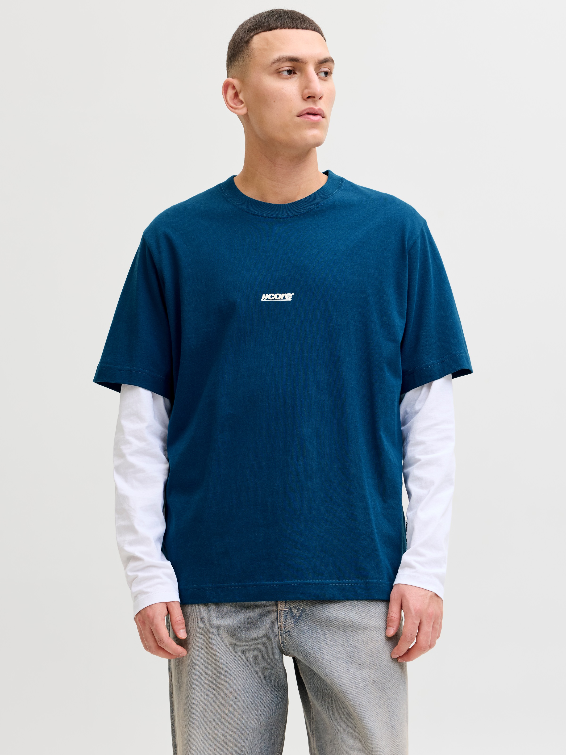 Jack & Jones T-Shirt "JCOCLUB BACK TEXT PRNT TEE SS CREW SN" mit Print günstig online kaufen