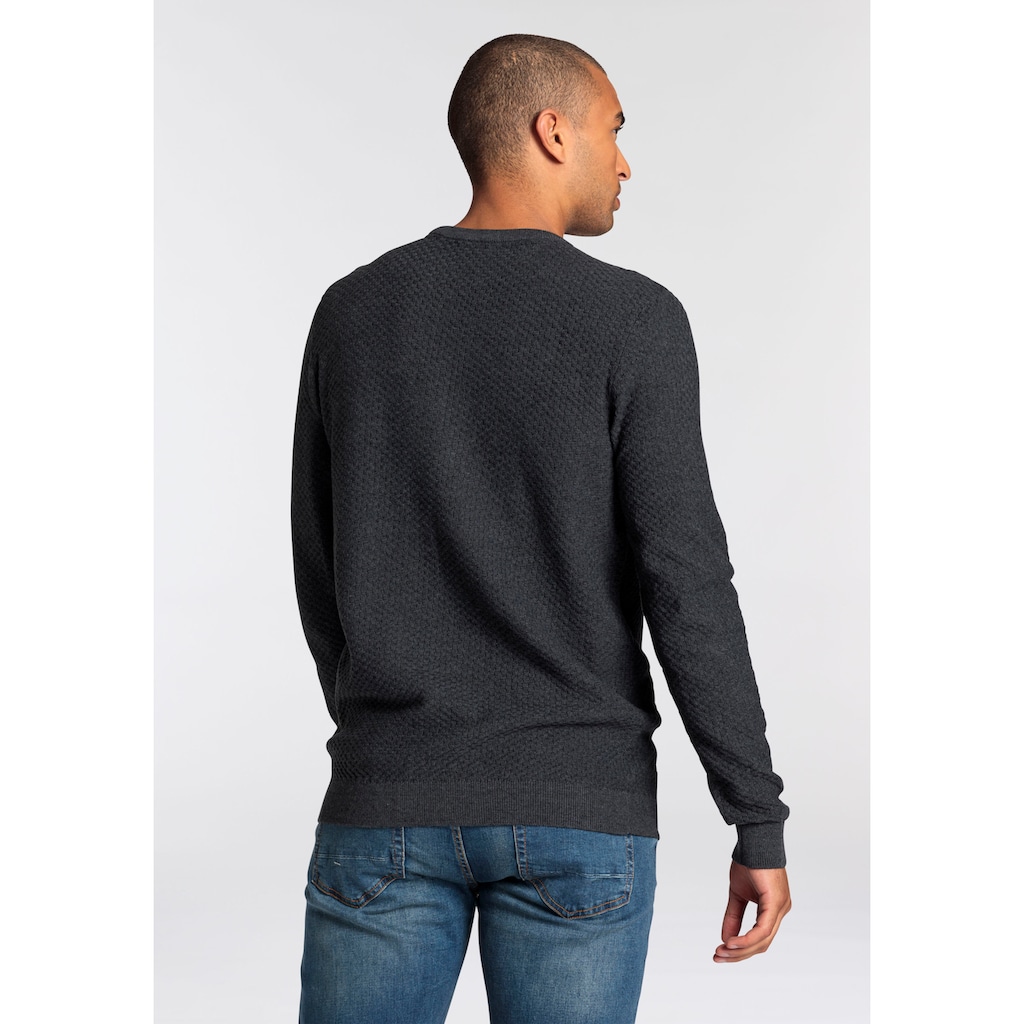 Bruno Banani Strickpullover, mit spezieller Strickoptik