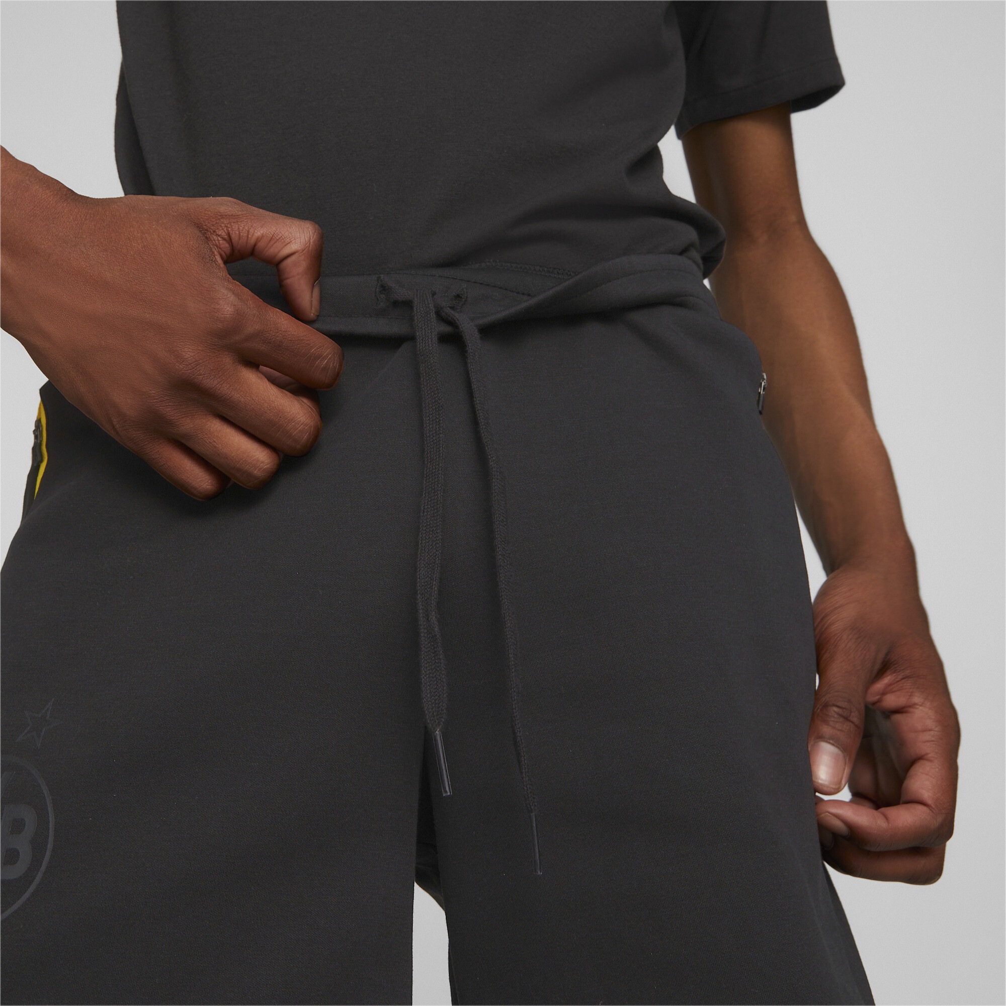 PUMA Sporthose »Borussia Dortmund Casuals Fußball-Shorts Herren«