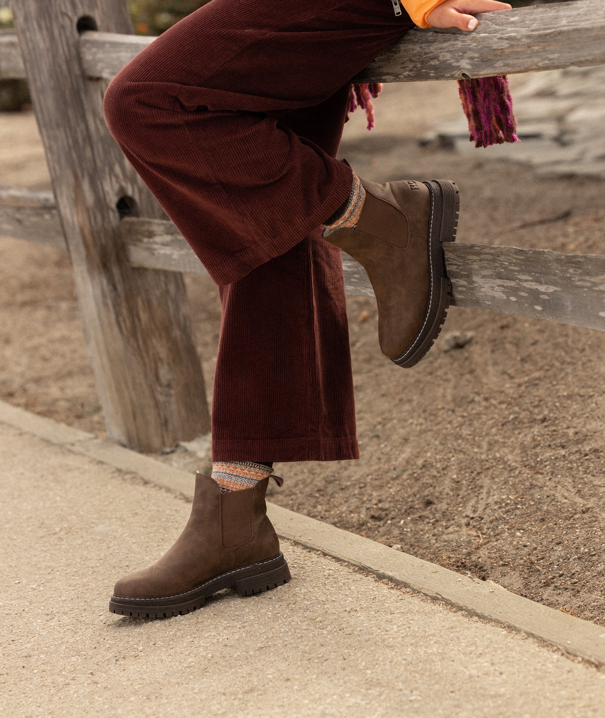 Roxy Chelseaboots »LORENA II BOOT«, Stiefelette, Winterschuhe, gefüttert