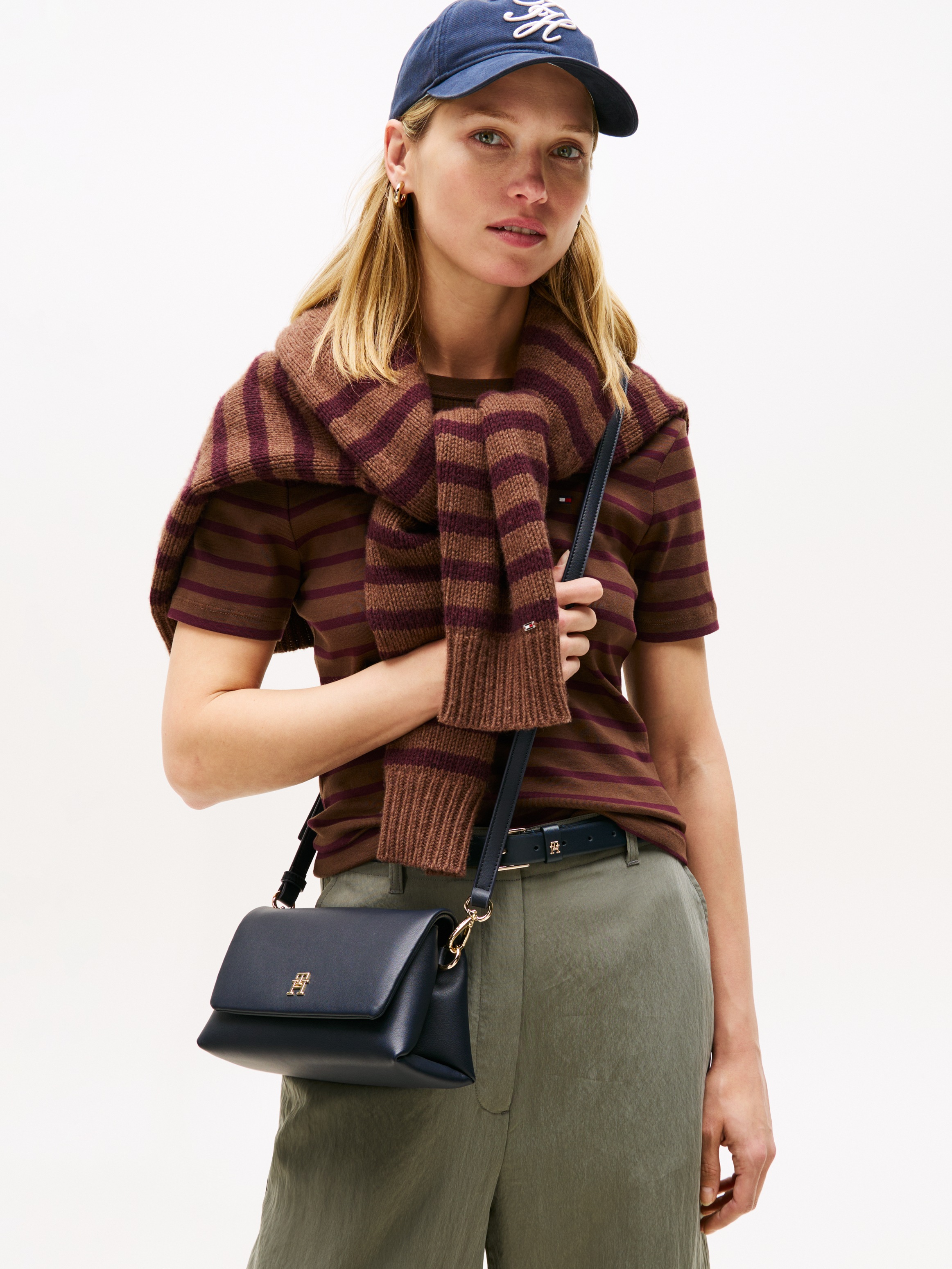 Tommy Hilfiger Umhängetasche "TH MODERN ESS MINI CROSSOVER", Damen Abendtas günstig online kaufen