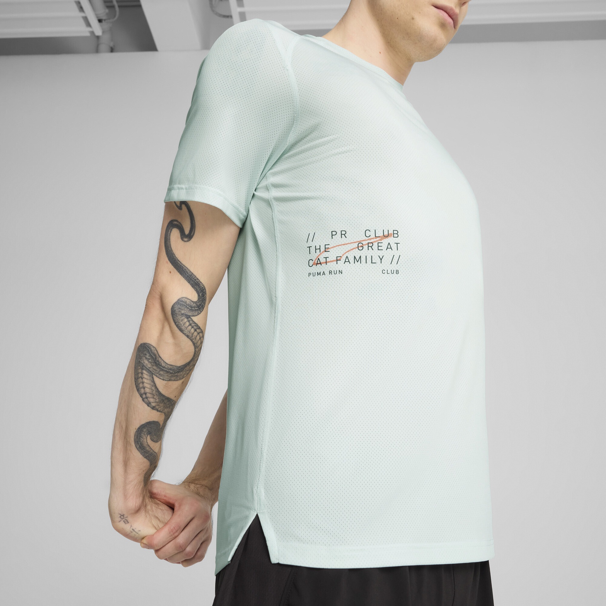 PUMA Laufshirt »PUMA RUN Mesh Graphic T-Shirt Herren«