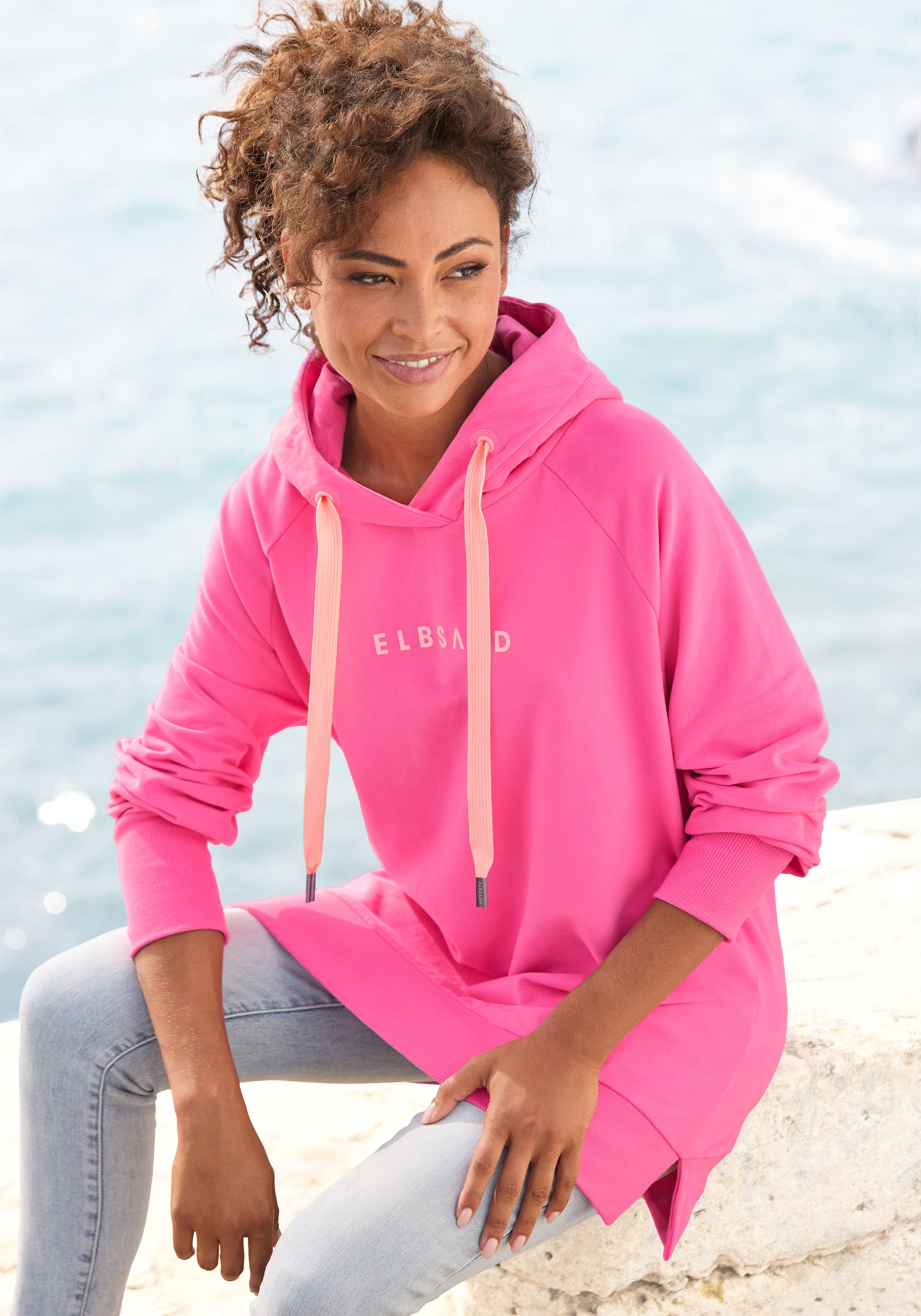 Elbsand Kapuzensweatshirt "Svana", mit Logoprint, bequemer Hoodie, seitliche Schlitze