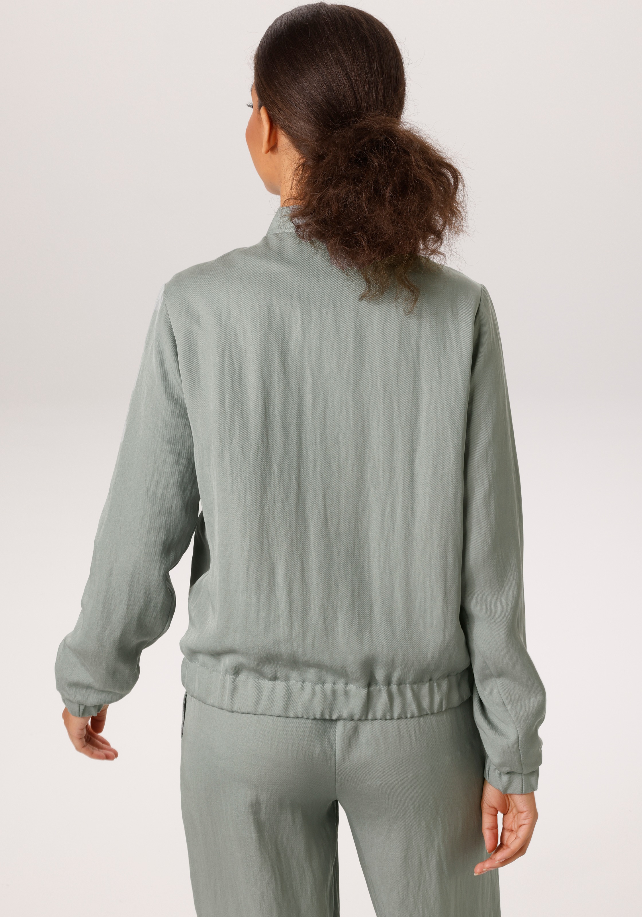 Aniston CASUAL Blouson in trendiger Twill-Qualität - NEUE KOLLEKTION günstig online kaufen