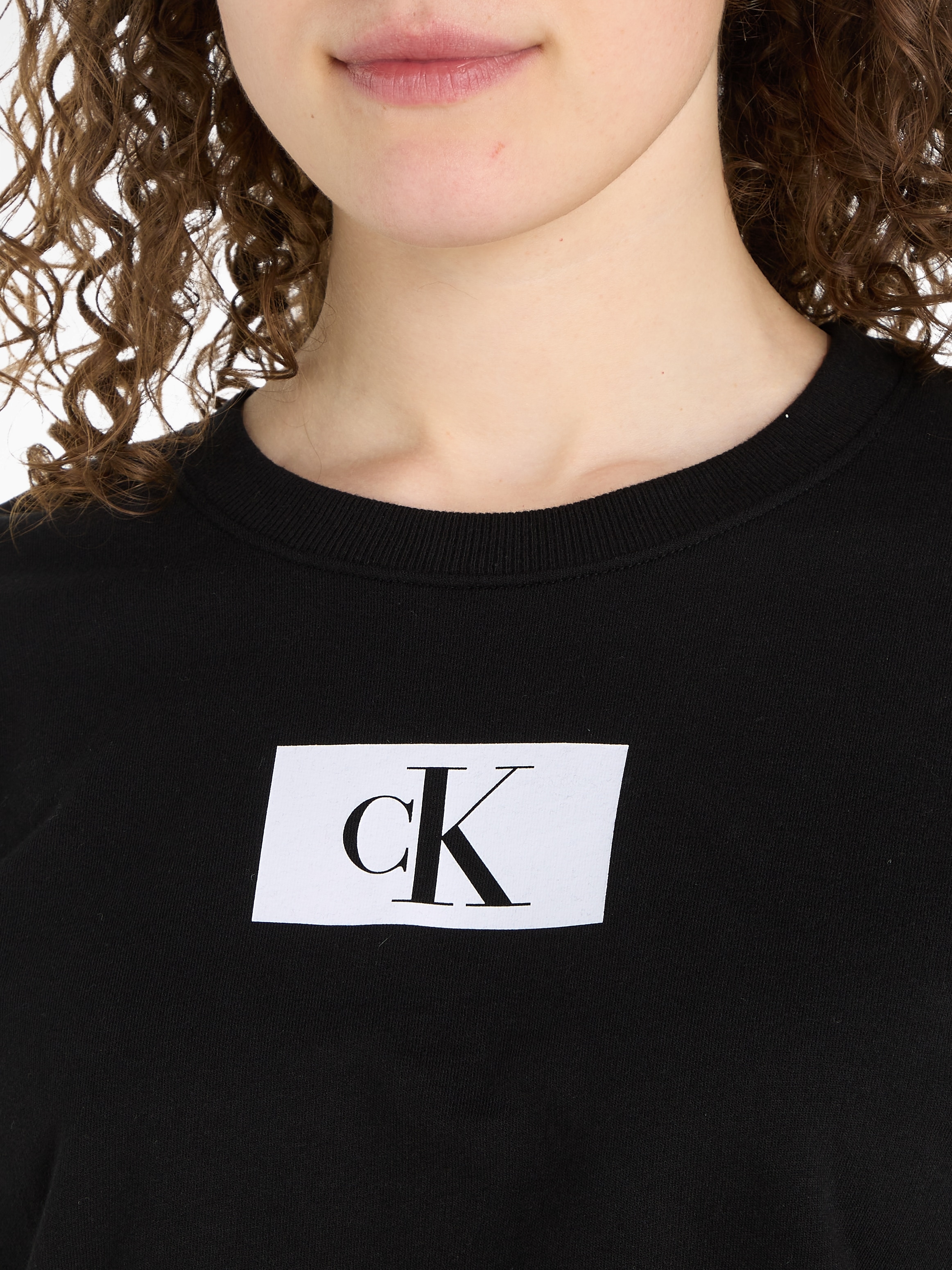 Cropped-Design im für BAUR »L/S | Sweatshirt Calvin Klein bestellen SWEATSHIRT«,
