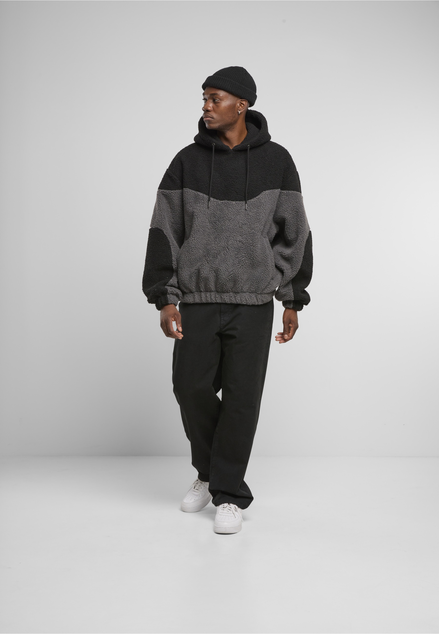 URBAN CLASSICS Kapuzensweatshirt »Urban Classics Weavy Colorblock Teddy Hoodie«, 1 Stk.
