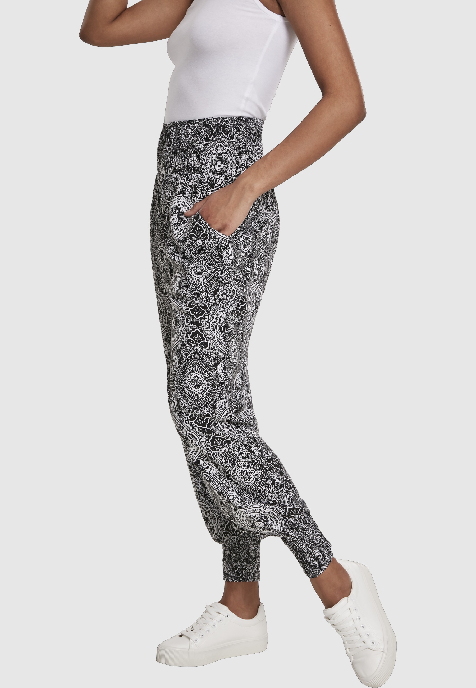URBAN CLASSICS Stoffhose »Urban Classics Damen Ladies Sarong Pants«