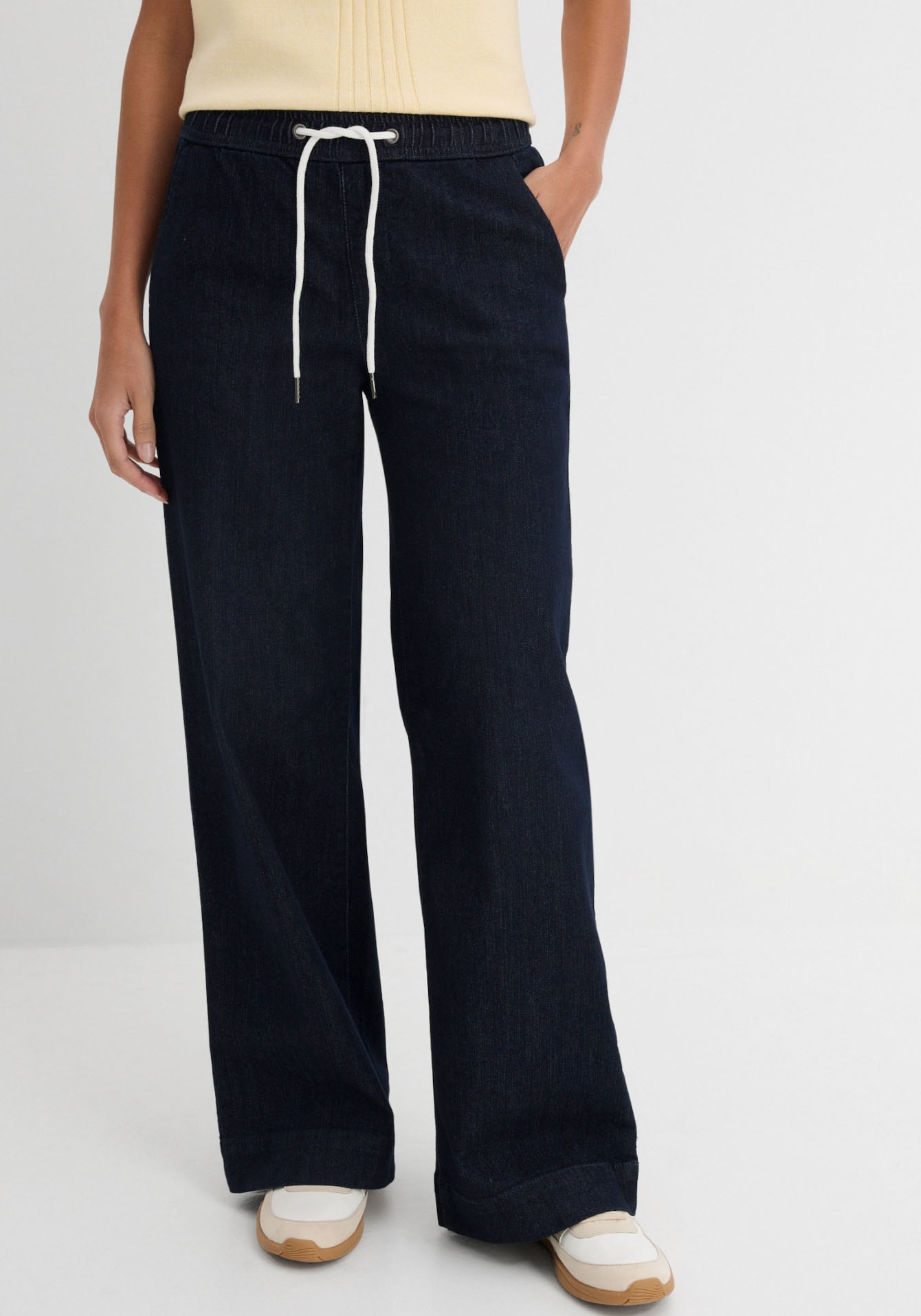 bonprix "Wide Leg Jeans Mid Waist, Stretch" Loose Fit Passform, mit elastischem Bund und Tunnelzug