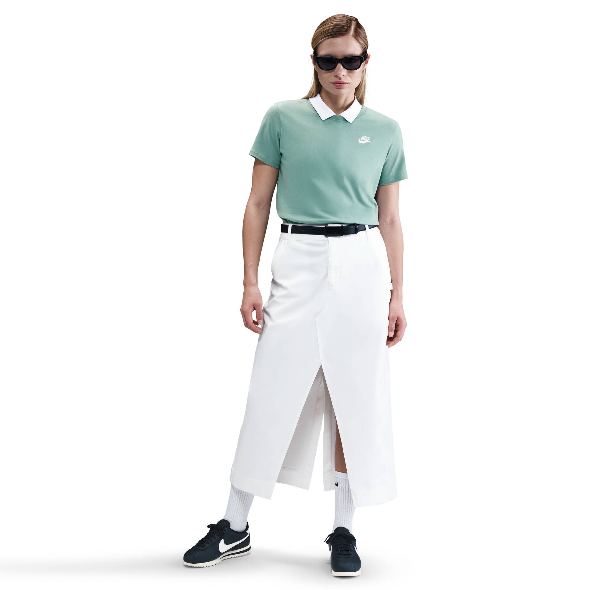 Nike Sportswear T-Shirt »Nike Sportswear Club Essentials Women's T-Shirt« 1 Stk.