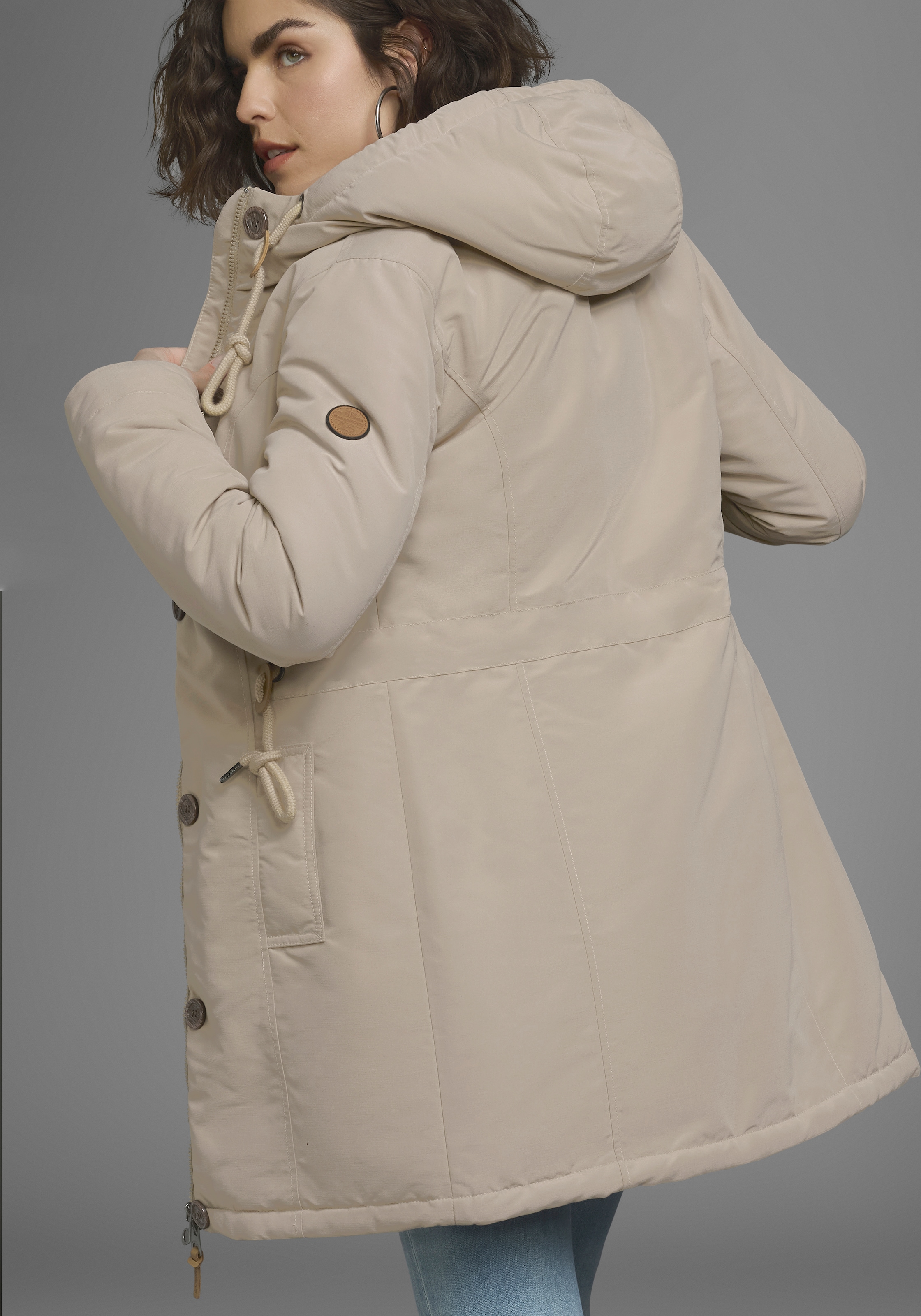 KangaROOS Winterjacke, mit Kapuze, für die kalte Jahreszeit, aus leichtem Webstoff, modisch