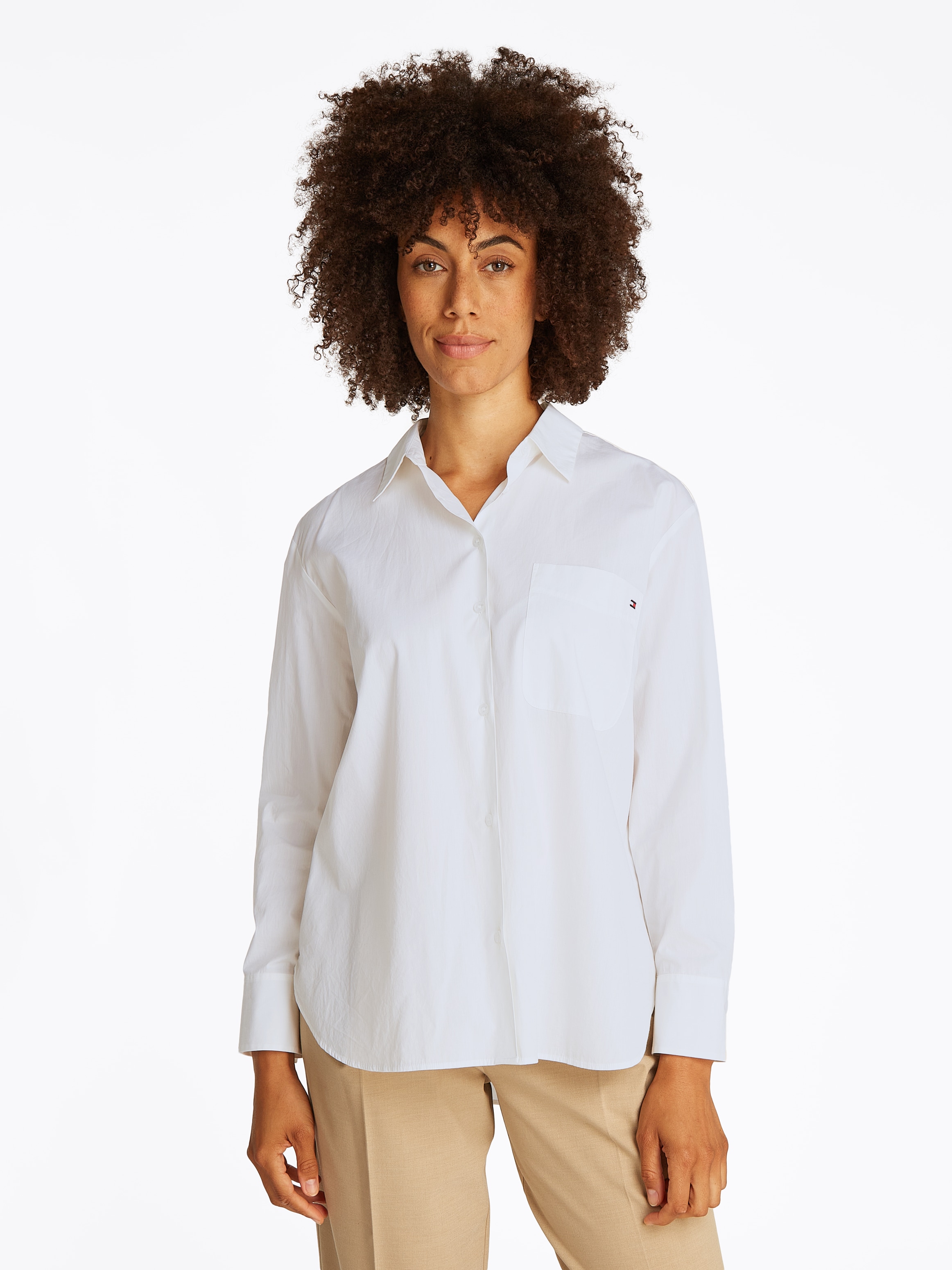 Tommy Hilfiger Hemdbluse "ESS POPLIN EASY FIT SHIRT" mit abgerundetem Saum günstig online kaufen