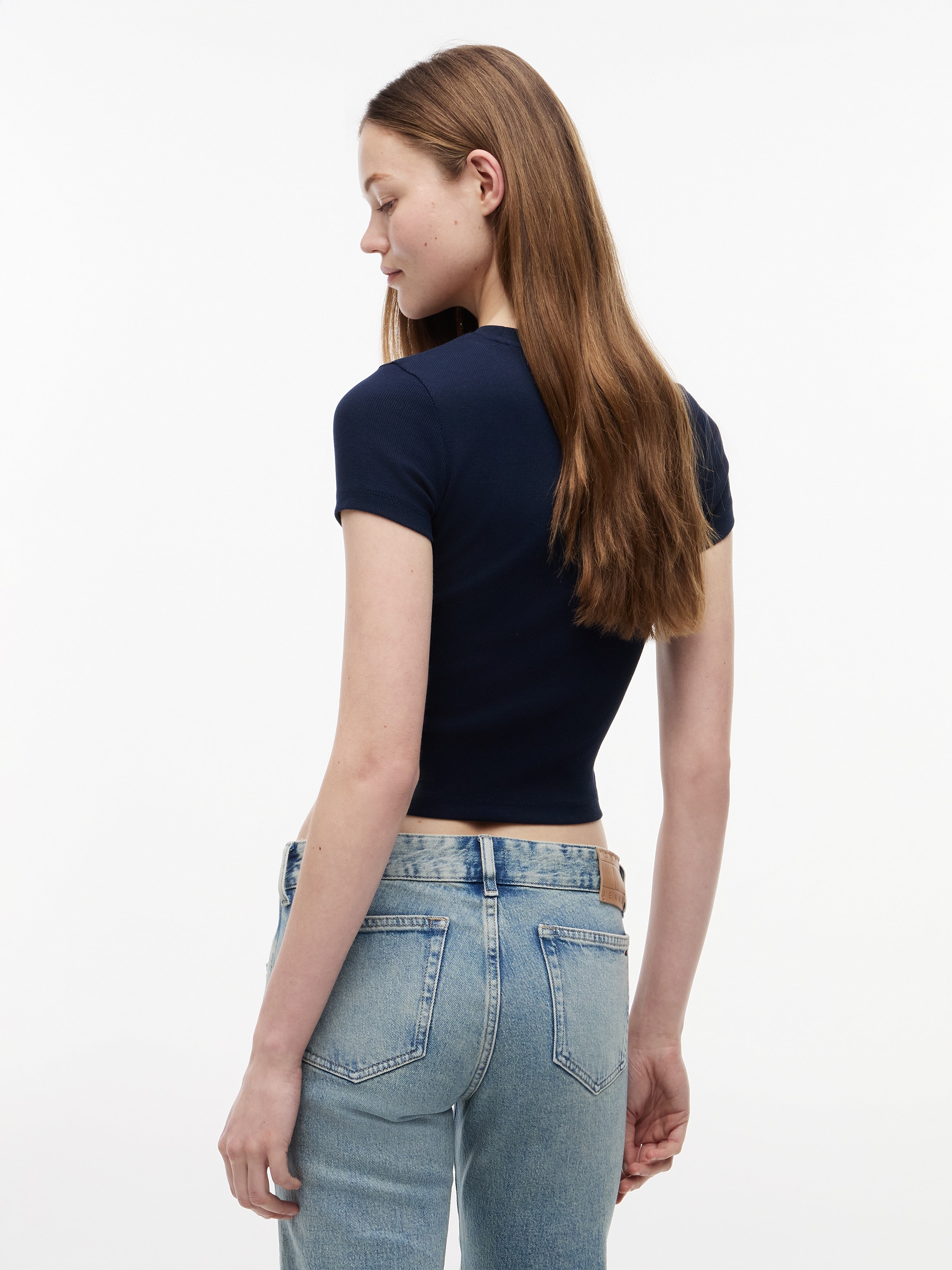 Tommy Jeans Kurzarmshirt »TJW SLIM SH TOMMY NY RIB TEE« Baumwollmischung, slim fit, in gerippter Struktur
