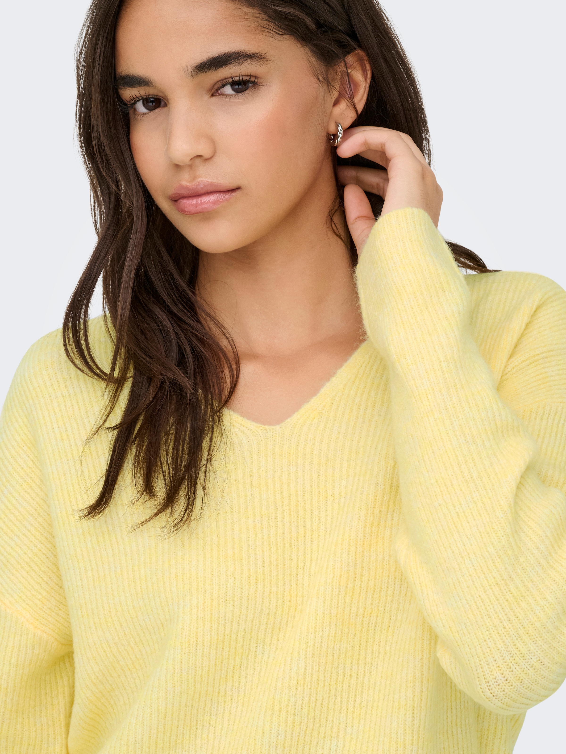 V-Ausschnitt-Pullover ONLY "ONLCAMILLA V-NECK L/S PULLOVER KNT NOOS", Damen, Gr. XS, mellow gelb detail:melange, Strick, Obermaterial: 74% Polyacryl, 24% Polyester, 2% Elasthan, meliert, regular fit normal, V-Ausschnitt, Strickbündchen, Pullover, Material 2