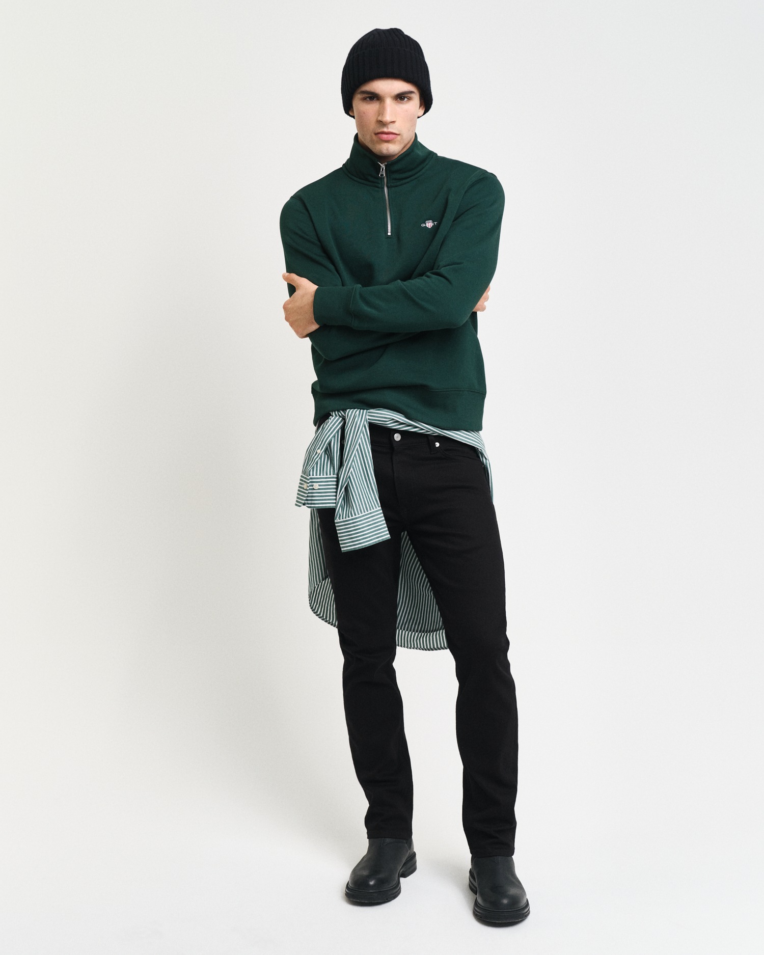 Gant Sweatshirt »REG SHIELD HALF ZIP SWEAT«, mit Logostickerei auf der Brust