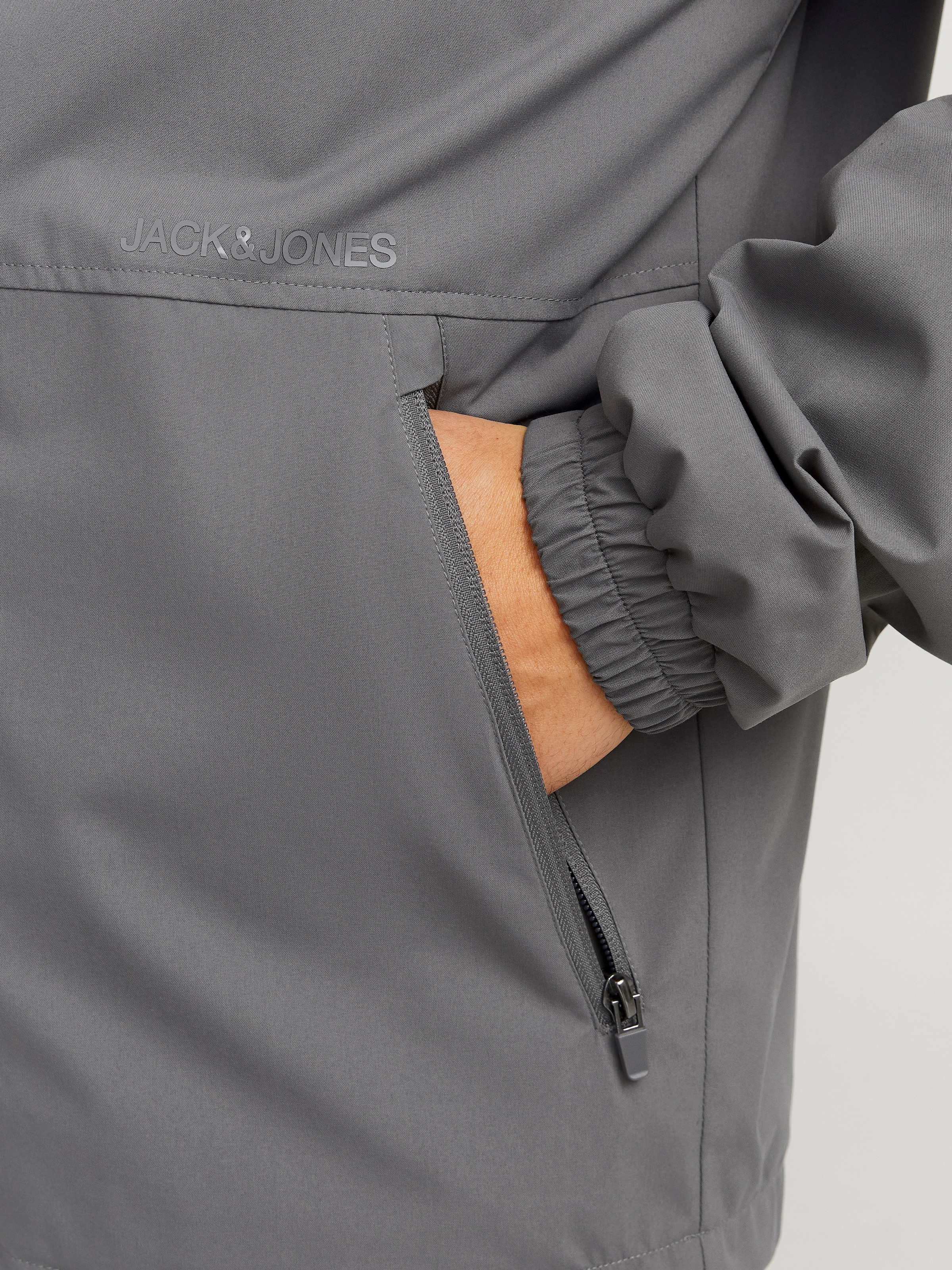 Jack & Jones Outdoorjacke »JJEURBAN LIGHT JACKET SN«, mit Kapuze, mit Kapuze