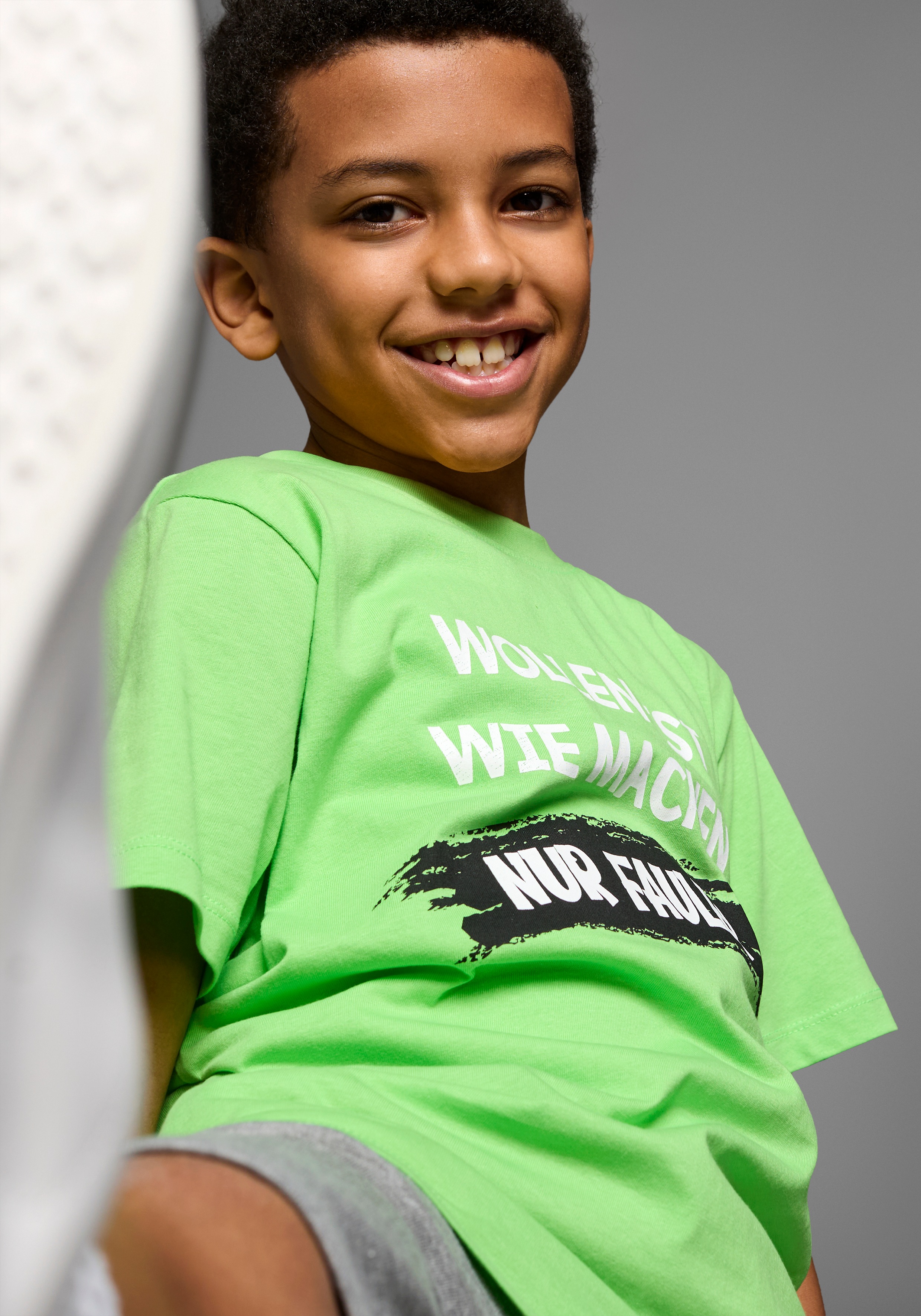 Thumbnail - KIDSWORLD T-Shirt "Mit Spruch: WOLLEN IST WIE MACHEN...." Kurzarm, Basic-Passform, bedruckt, Rundhalsausschnitt