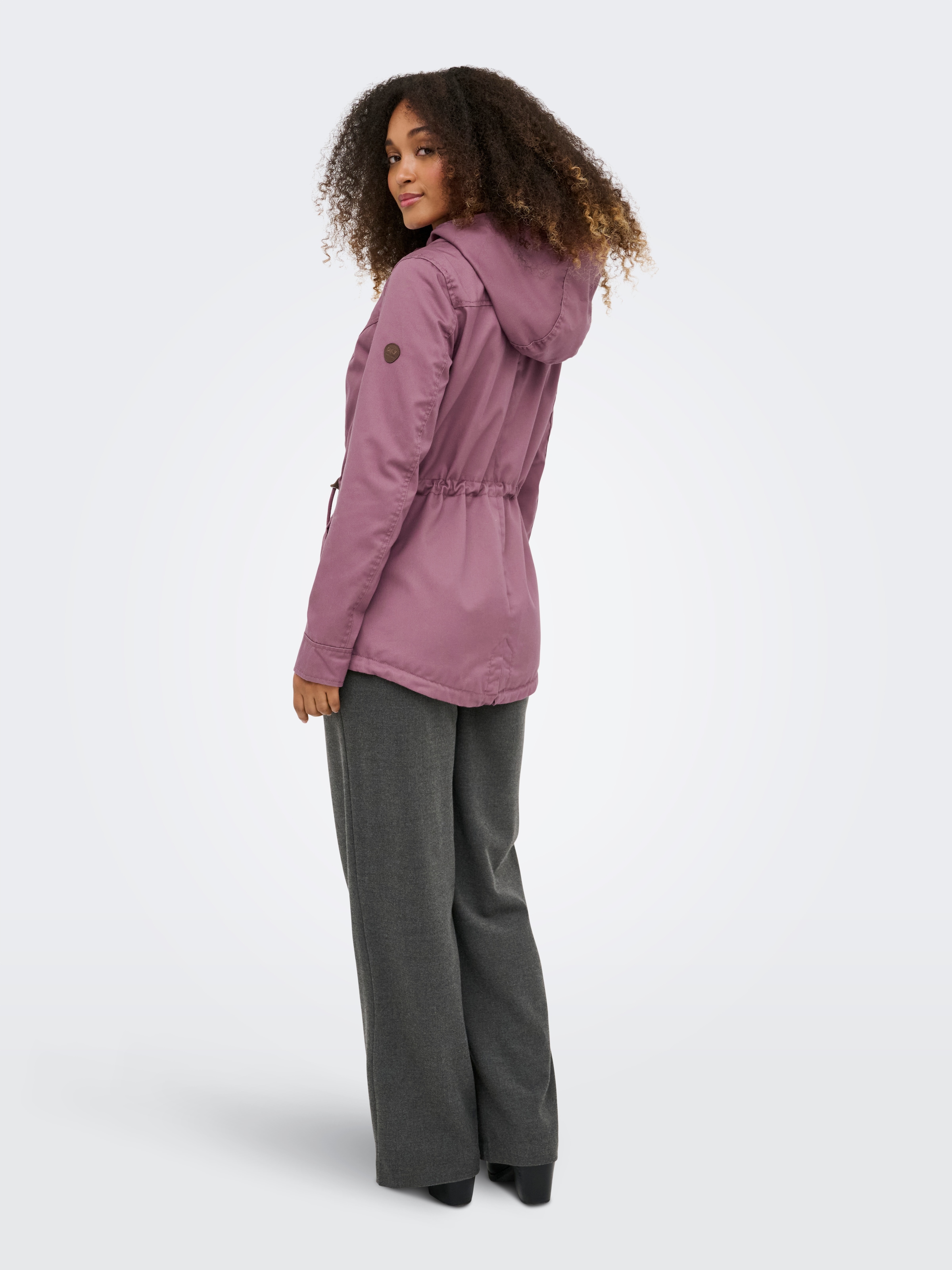 ONLY Parka »ONLLORCA LIFE CANVAS PARKA CC OTW« mit Kapuze mit Kordelzug in der Taille